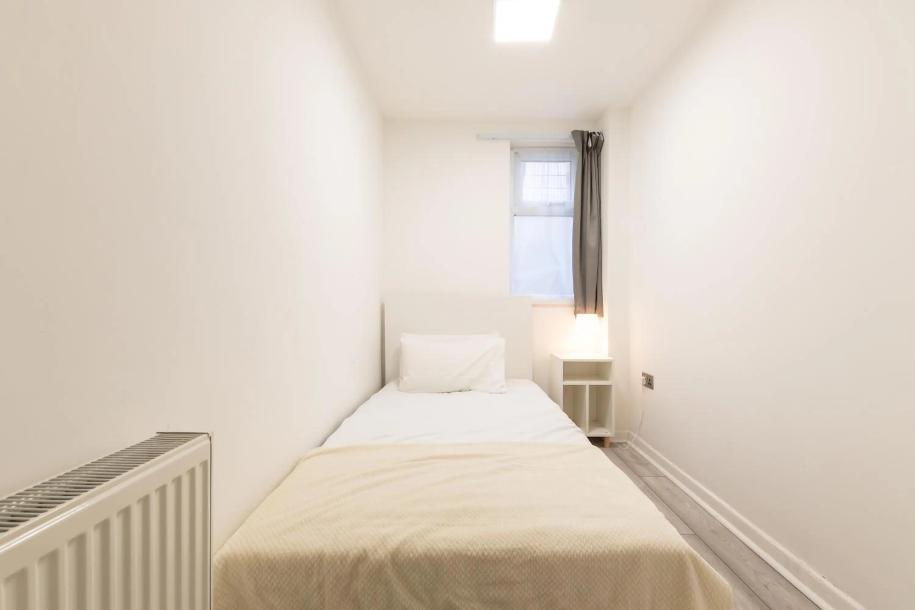 Bed in The Avenue Gem Stylish 2 Bed Stay in the Heart of Southampton