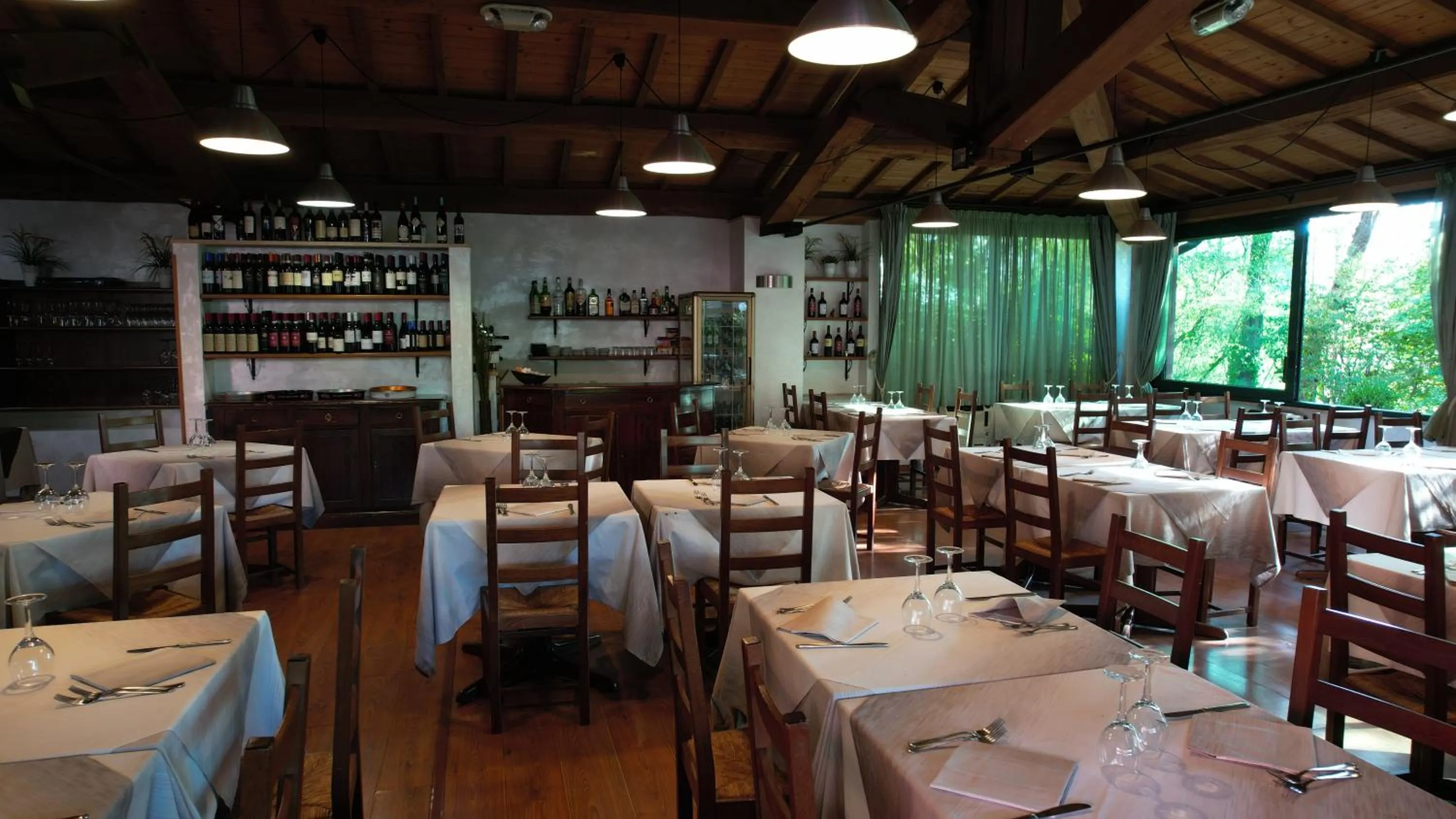 Restaurant/places to eat in Flaminio Village Bungalow Park