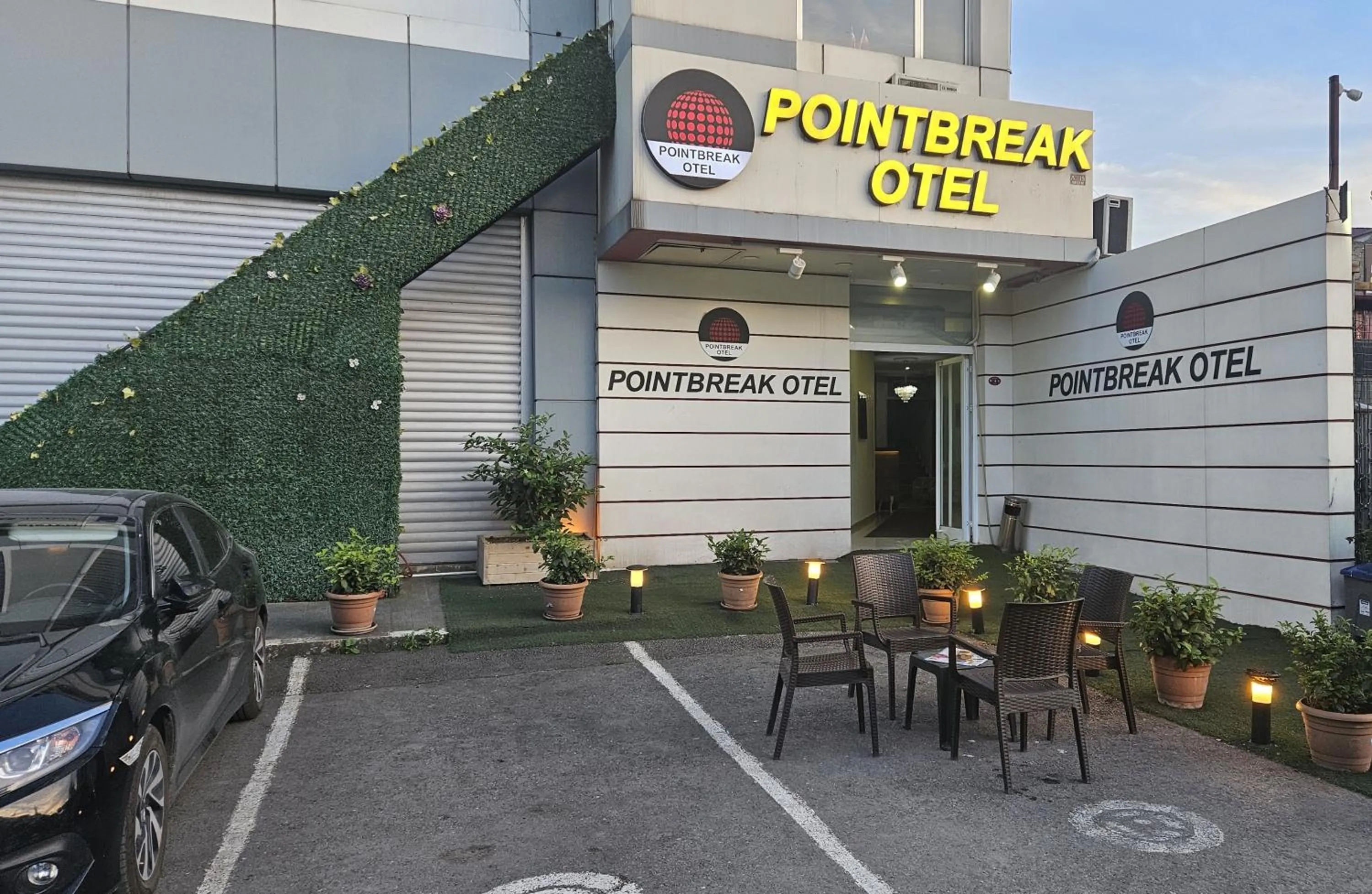 Property building in POINTBREAK OTEL