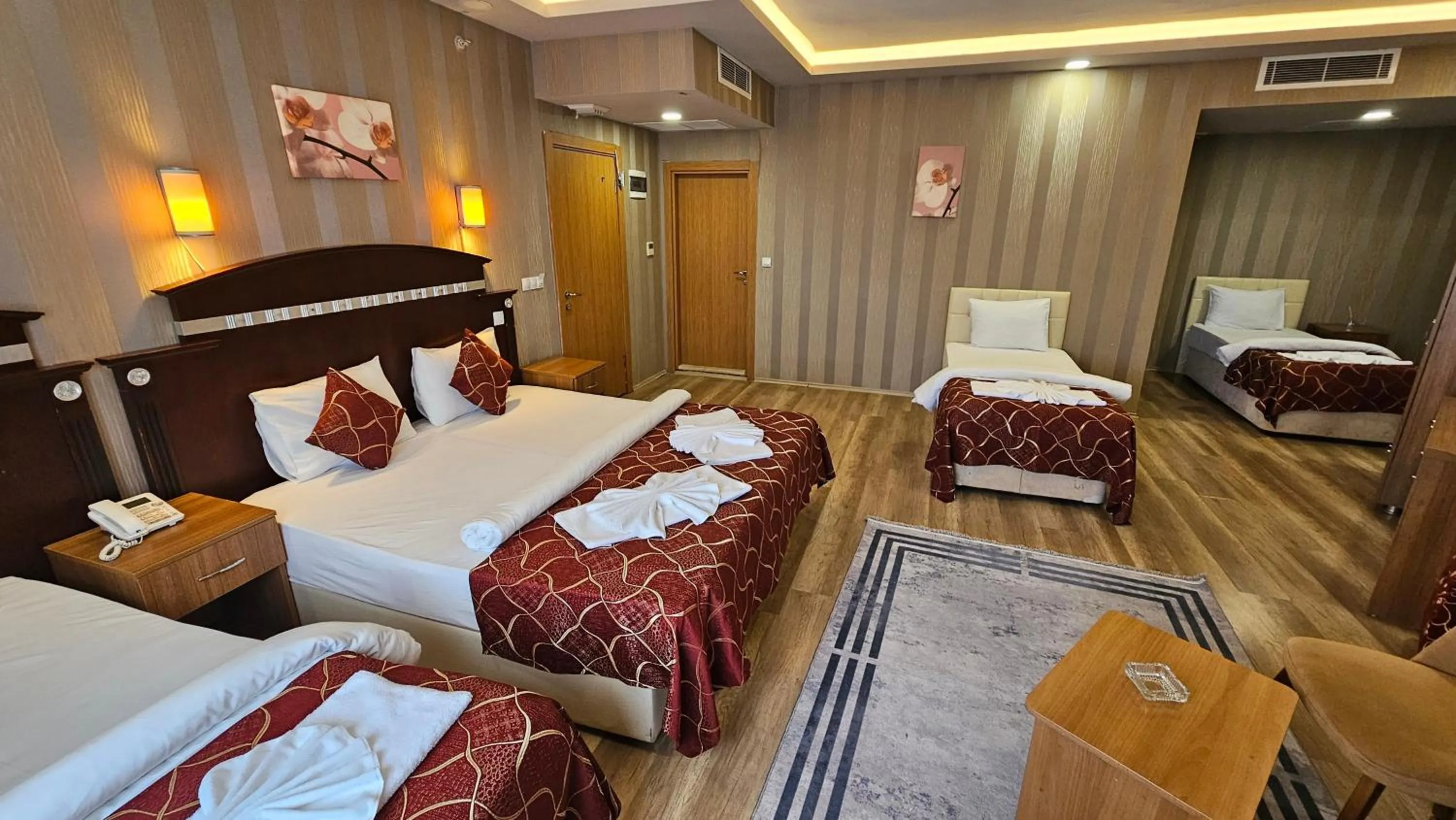 Bedroom, Bed in POINTBREAK OTEL