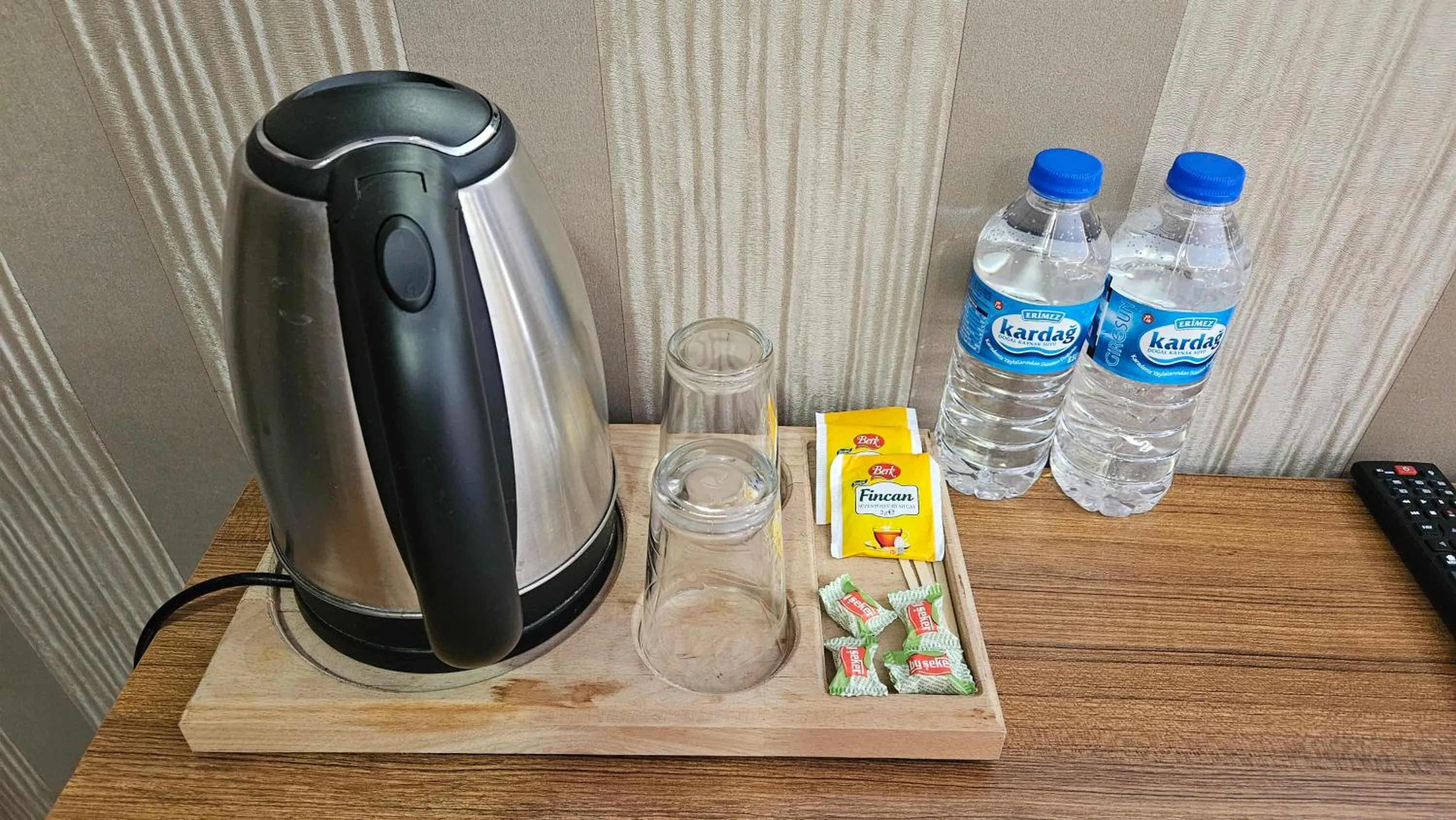 Coffee/tea facilities in POINTBREAK OTEL