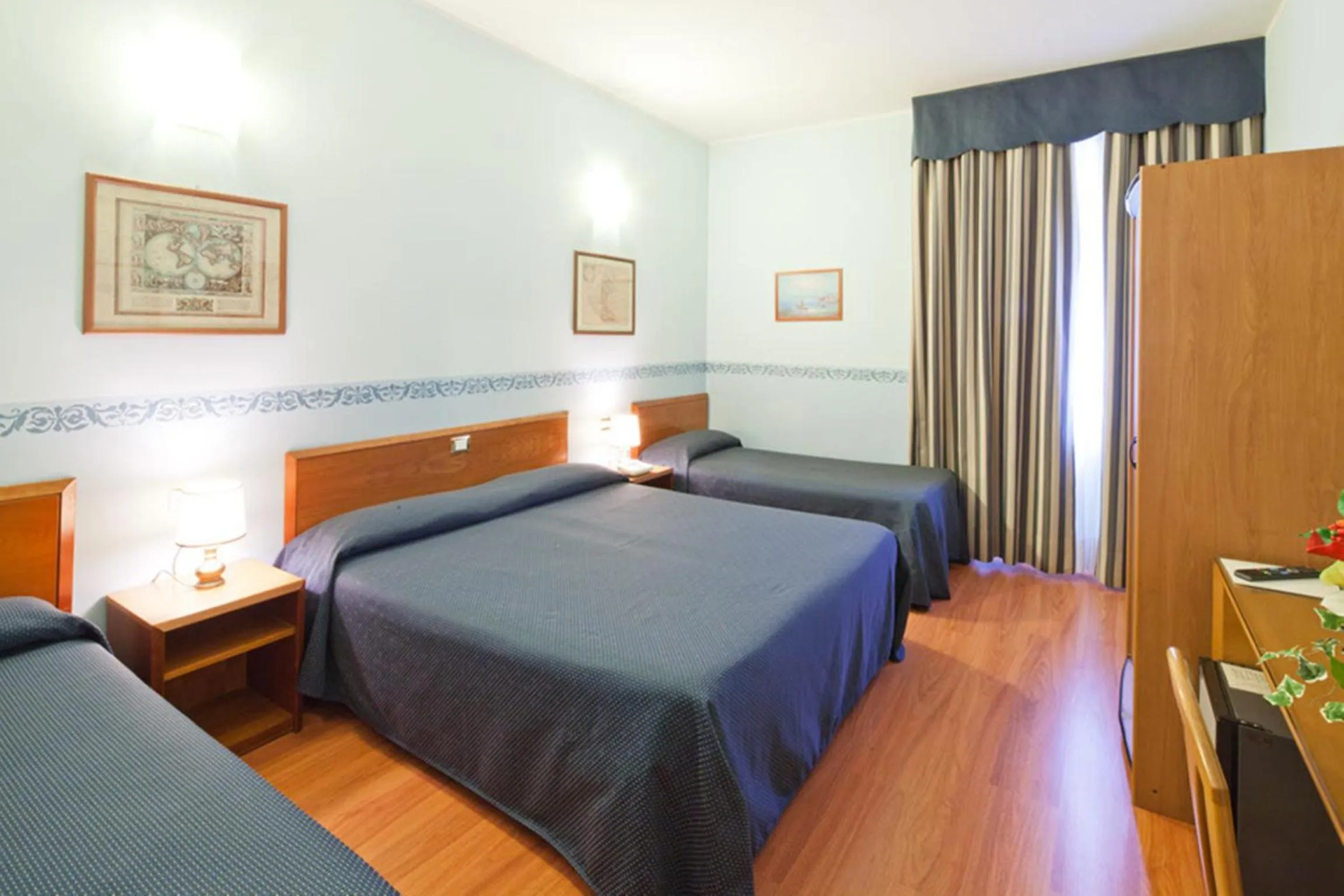 Bed in Hotel Terminus & Plaza