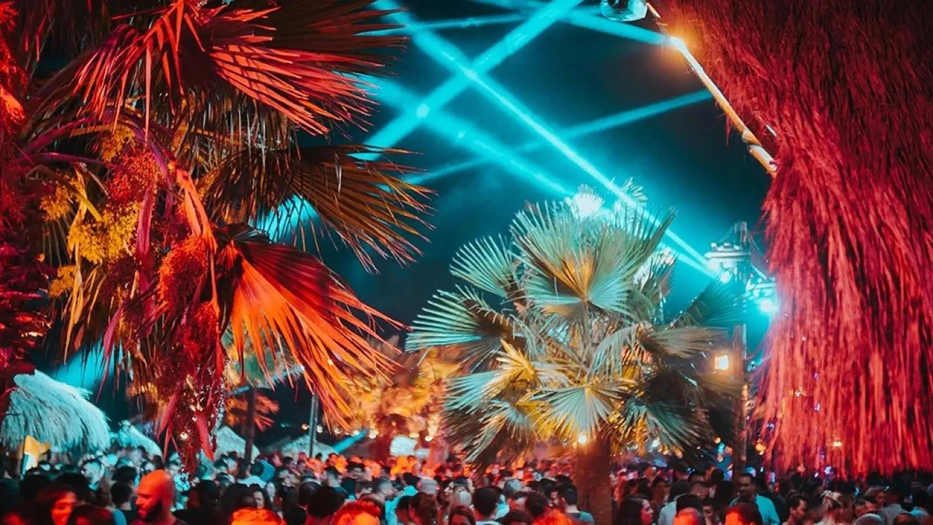 Evening entertainment in Xcite Hotel Salem