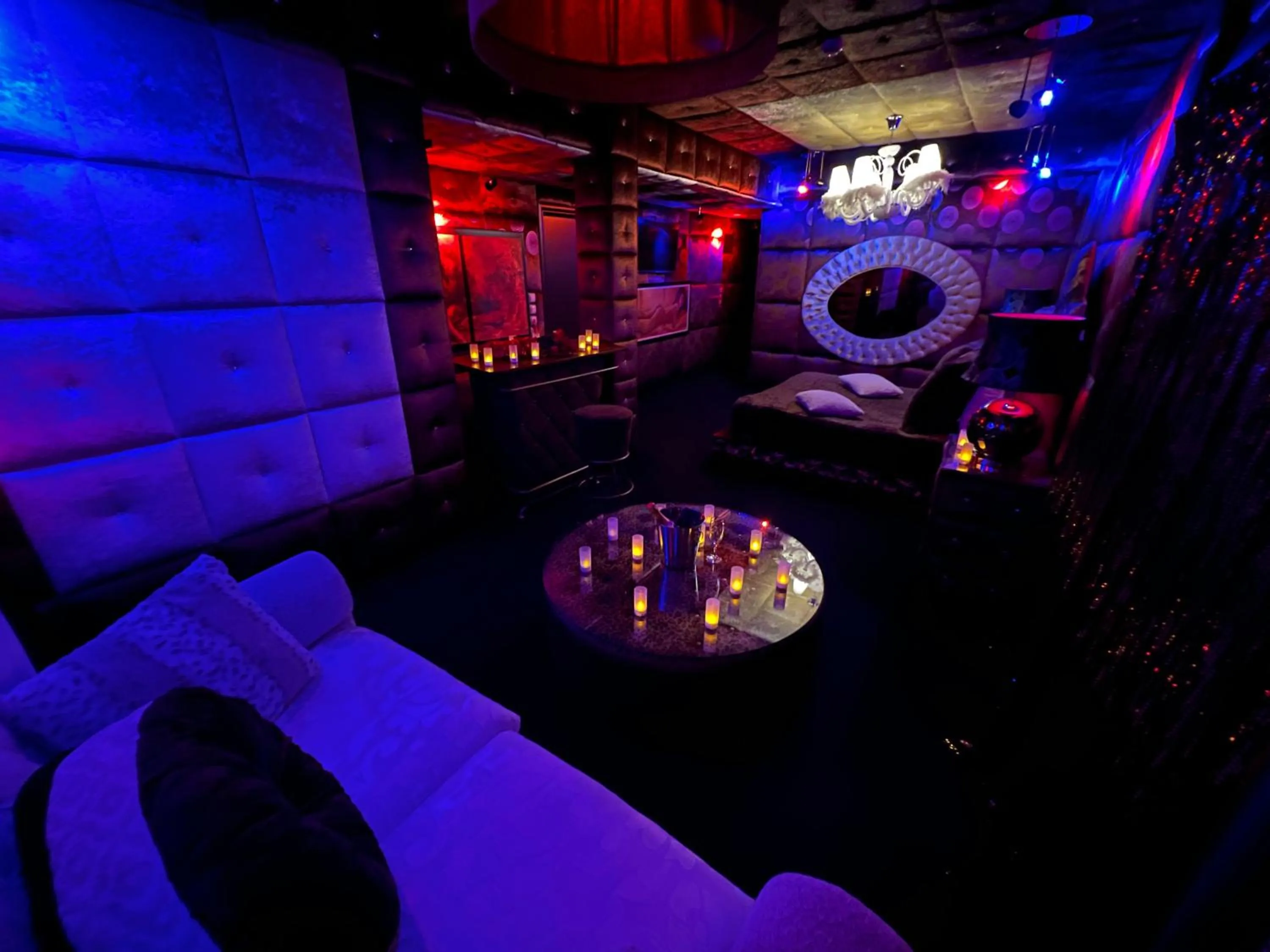 Night in Xcite Hotel Salem