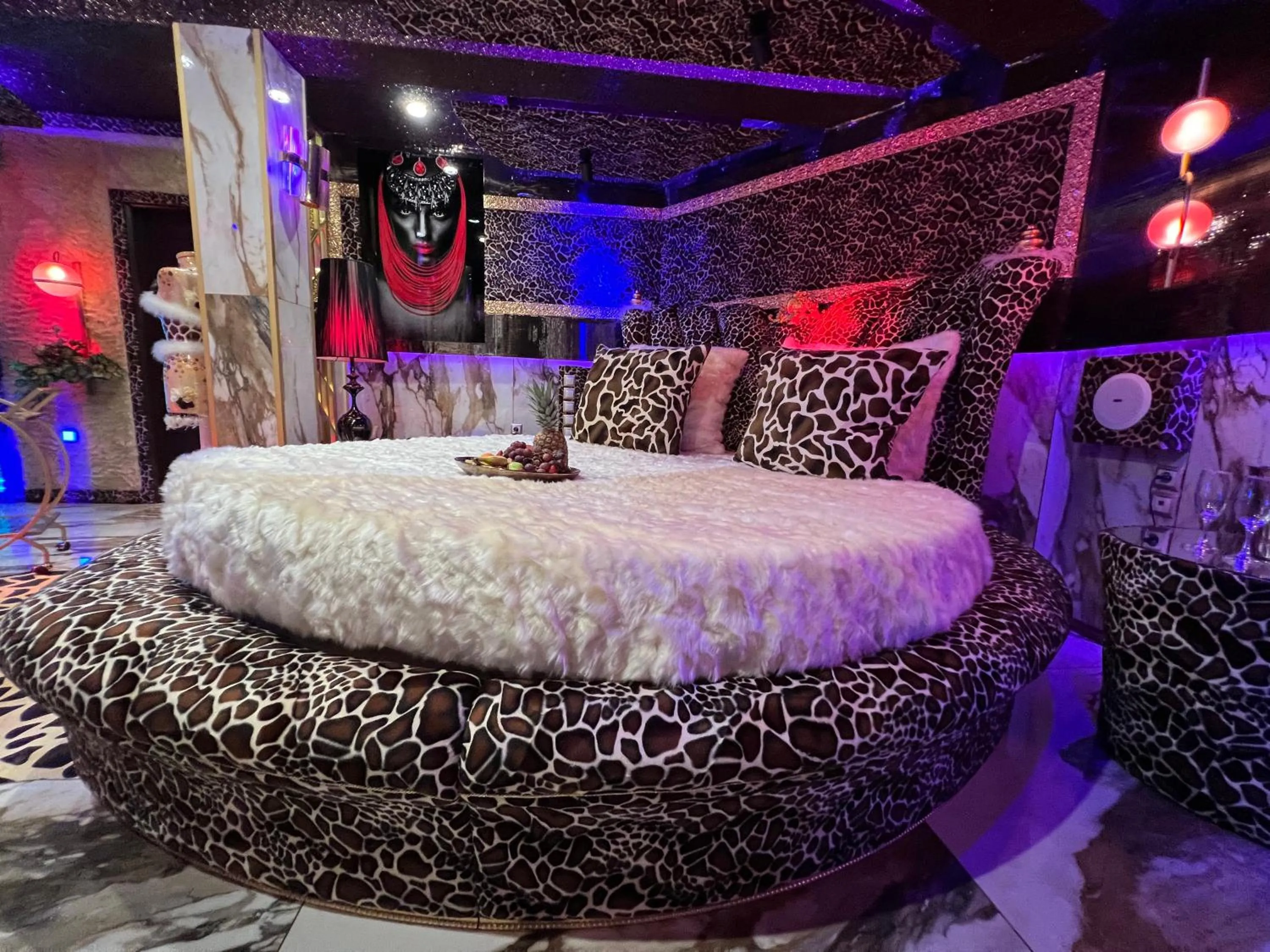 Bed in Xcite Hotel Salem