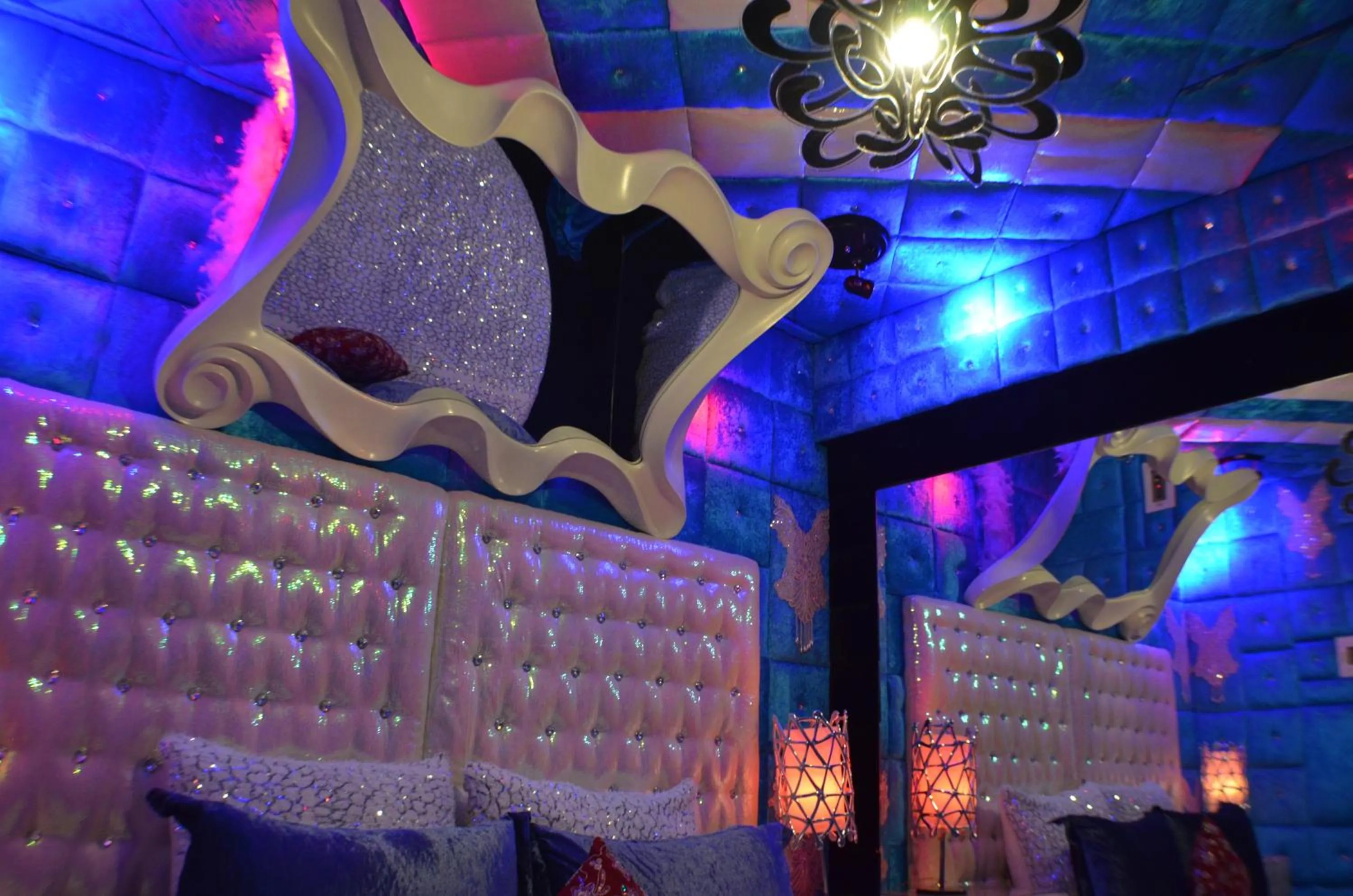 Decorative detail in Xcite Hotel Salem