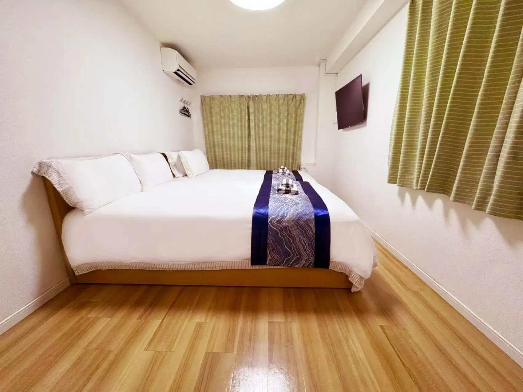 Twin Room with Terrace in Rosenheim Tokyo Shinjuku Twin Room with Terrace in Rosenheim Tokyo Shinjuku