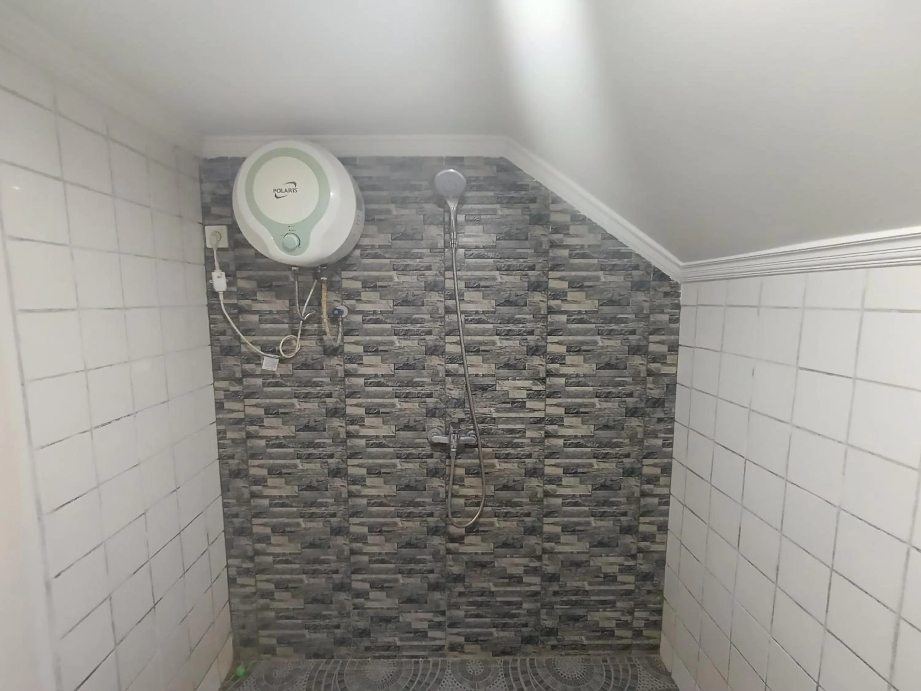 Bathroom in Mamifokobo Guest House