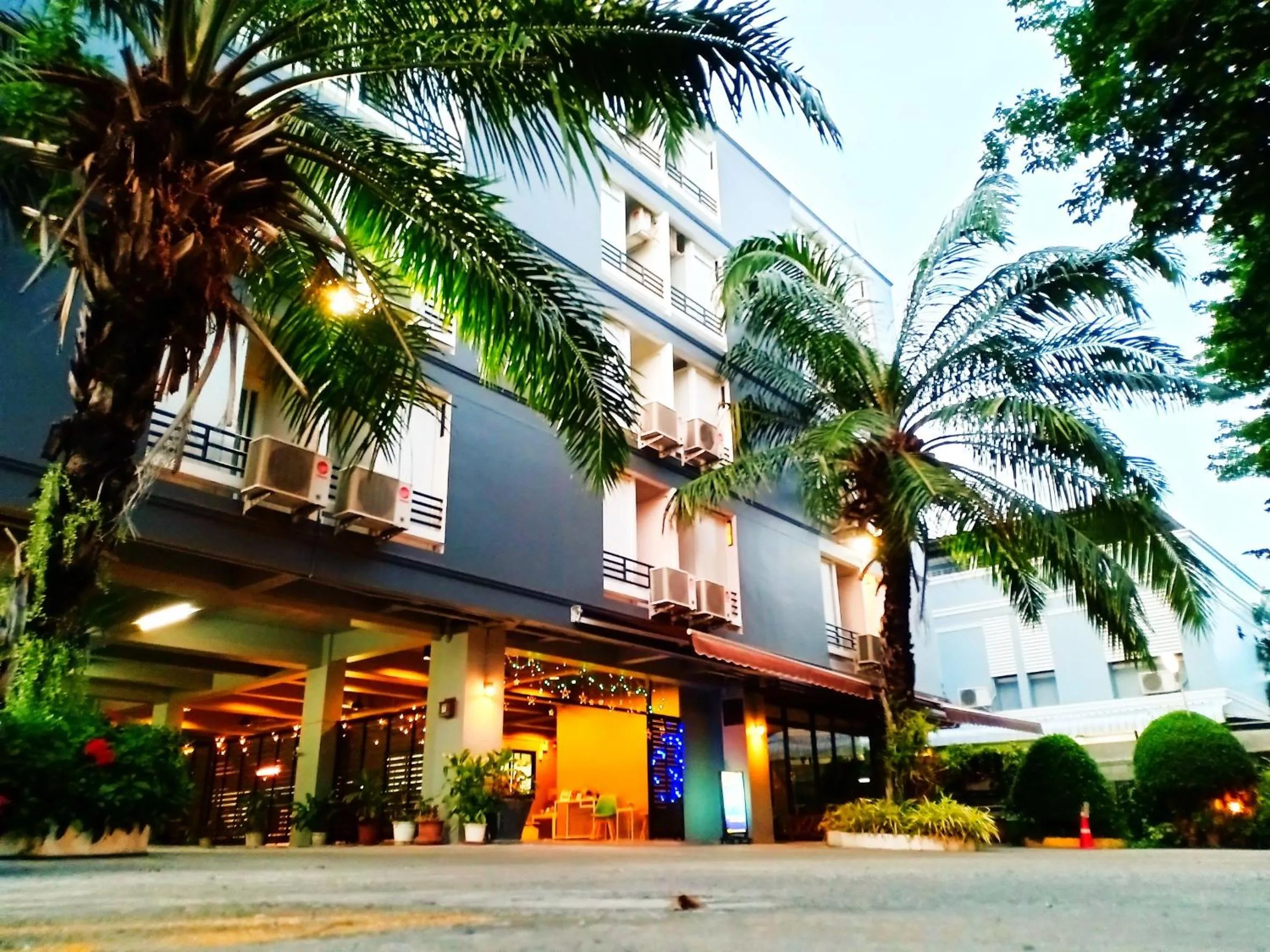Facade/entrance in Beerapan Hotel