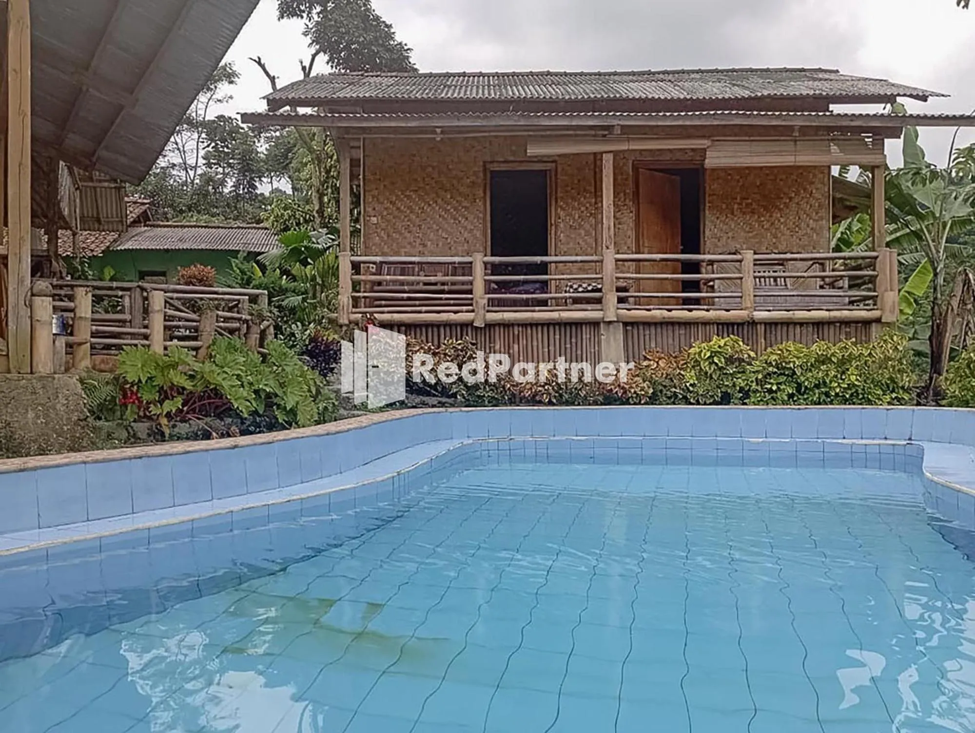 Property building in De Salak Homestay Gunung Salak RedPartner