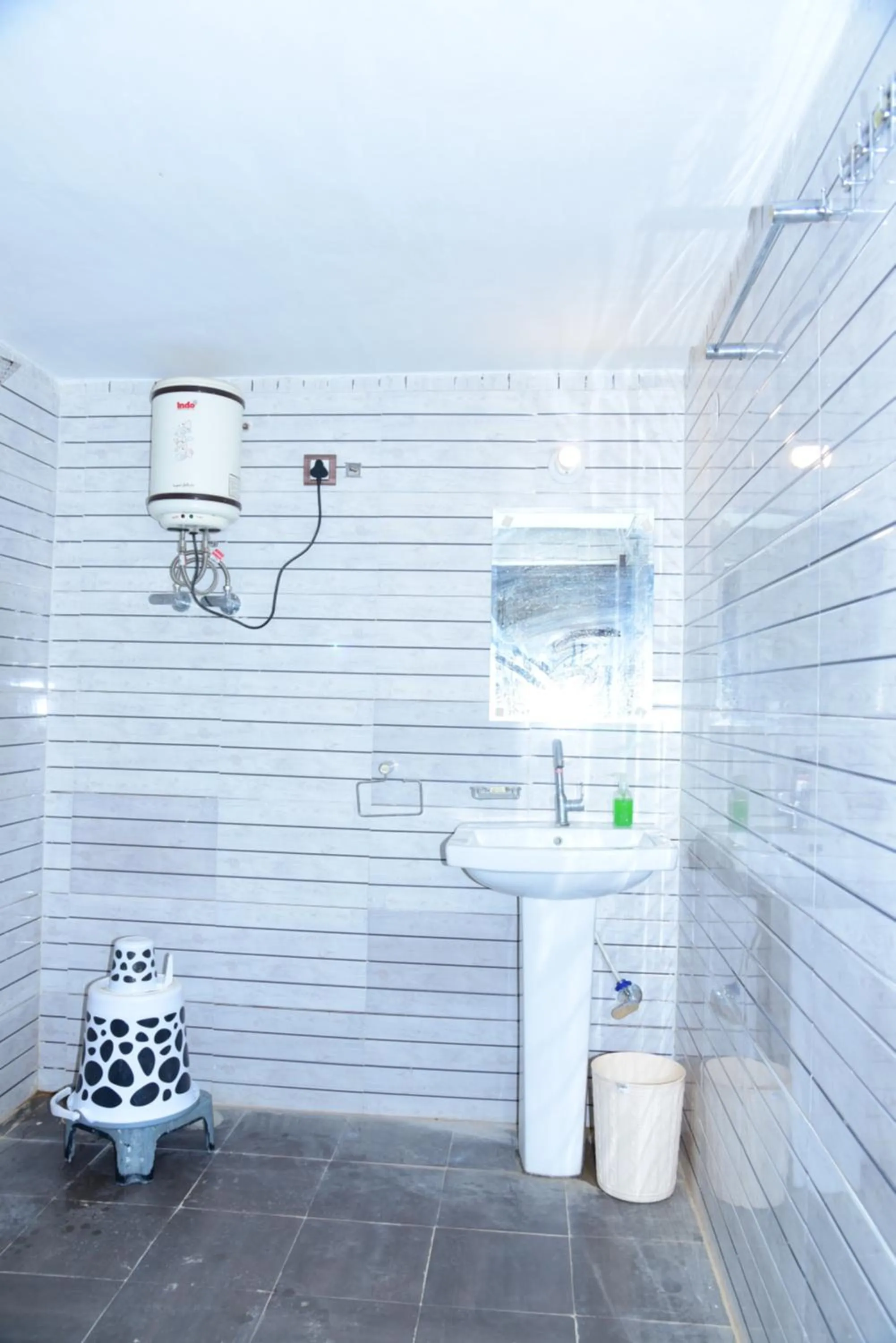 Shower in Garh Rajputana camp