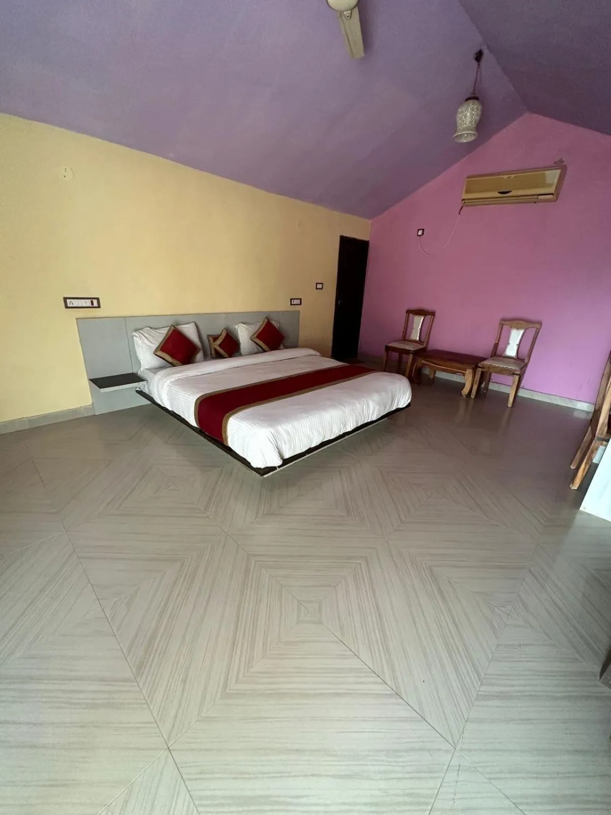 Bed in Garh Rajputana camp