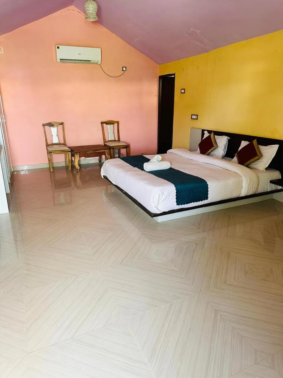 Bedroom, Bed in Garh Rajputana camp