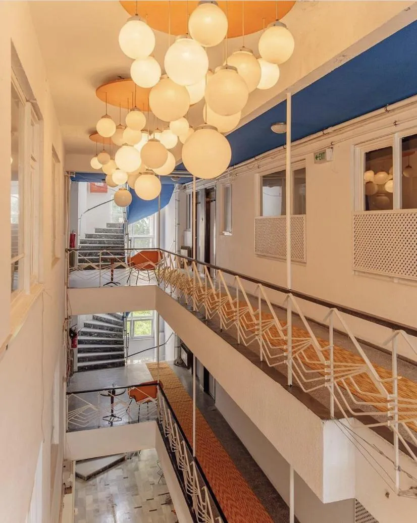 Property building in Petek Pansiyon Fenerbahce Kadikoy