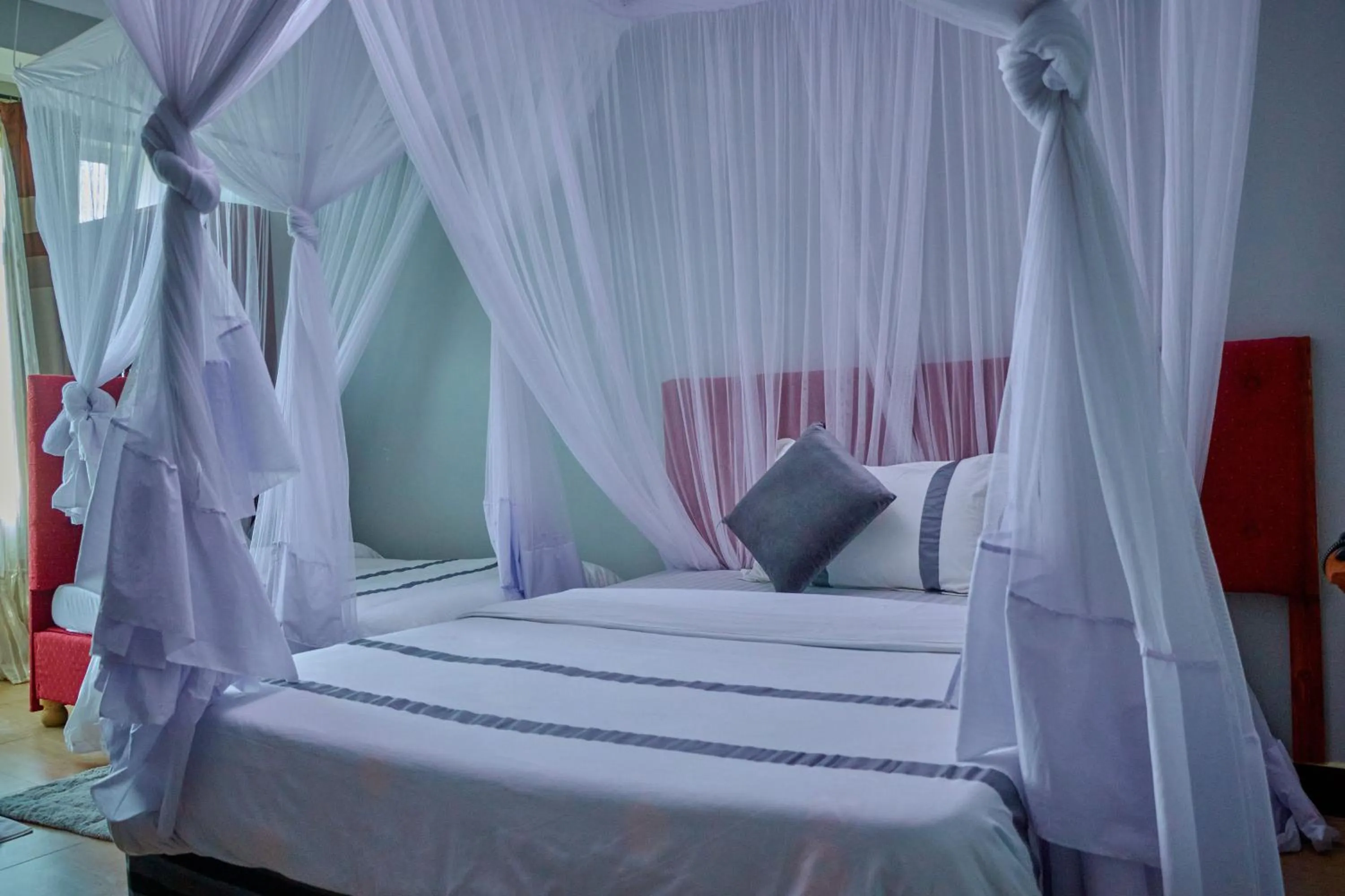 Bed in Elanacha Hotel