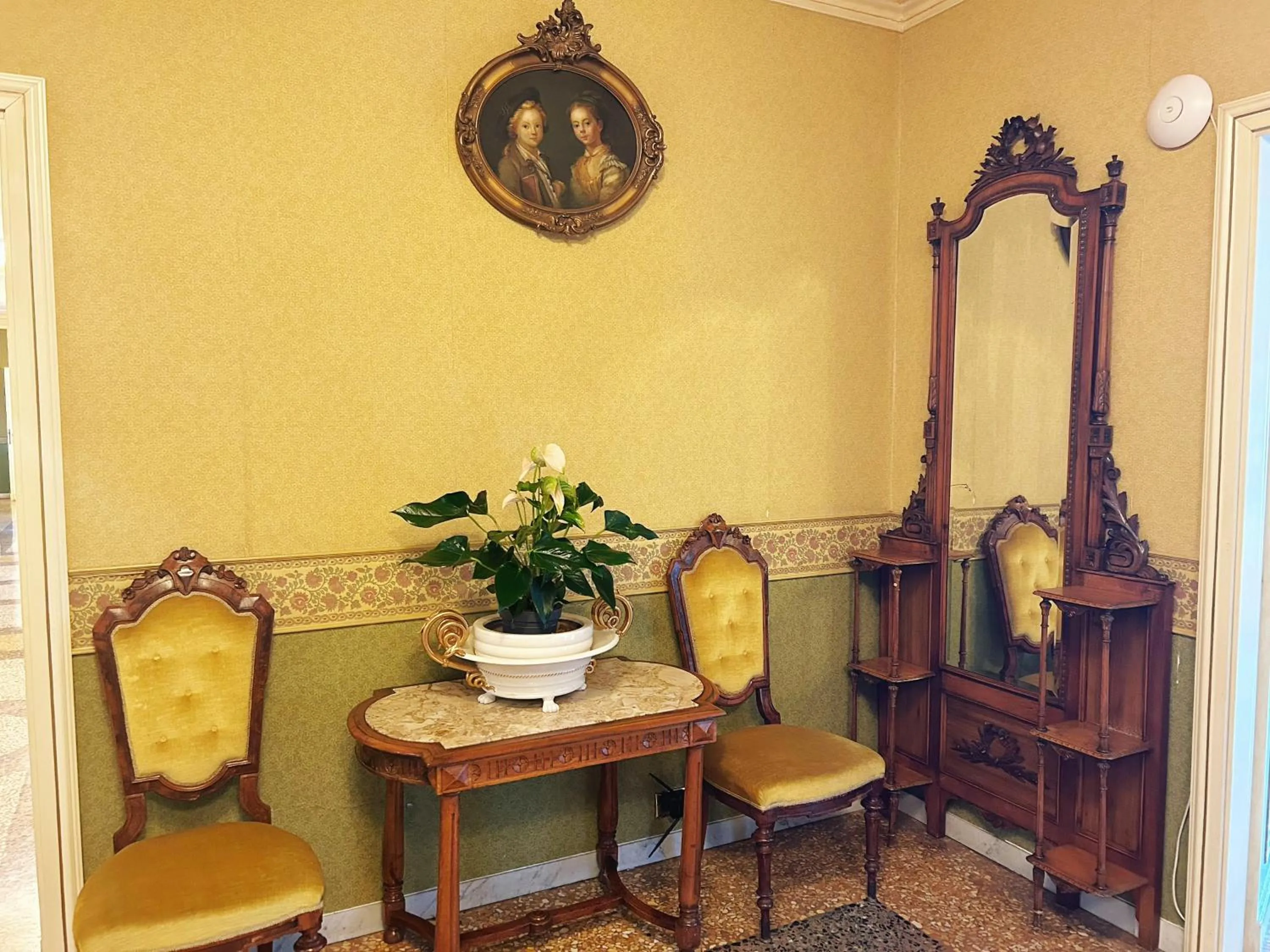 Property building in Hotel Bentivoglio Residenza D'Epoca