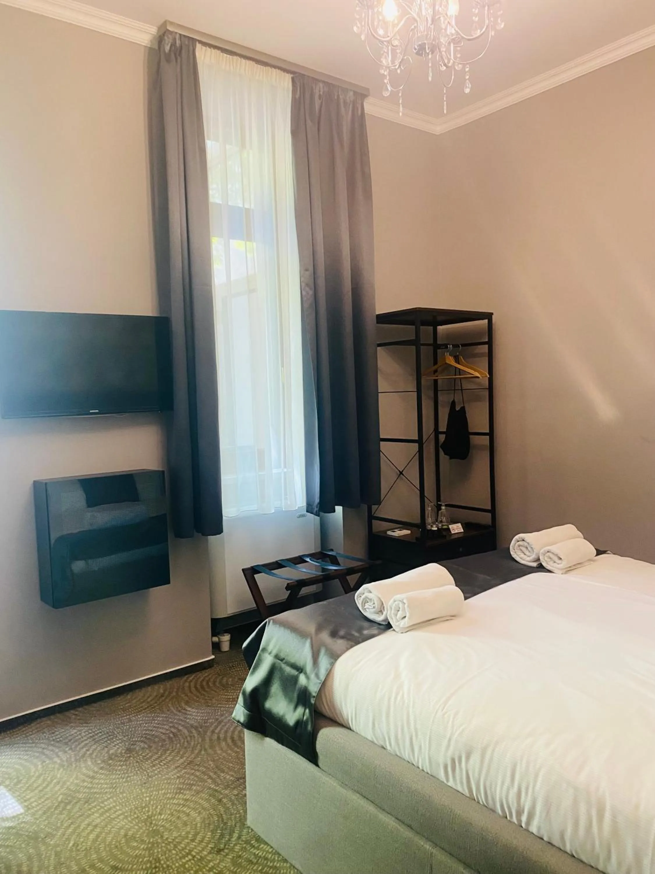 Photo of the whole room, Bed in Váralja Home