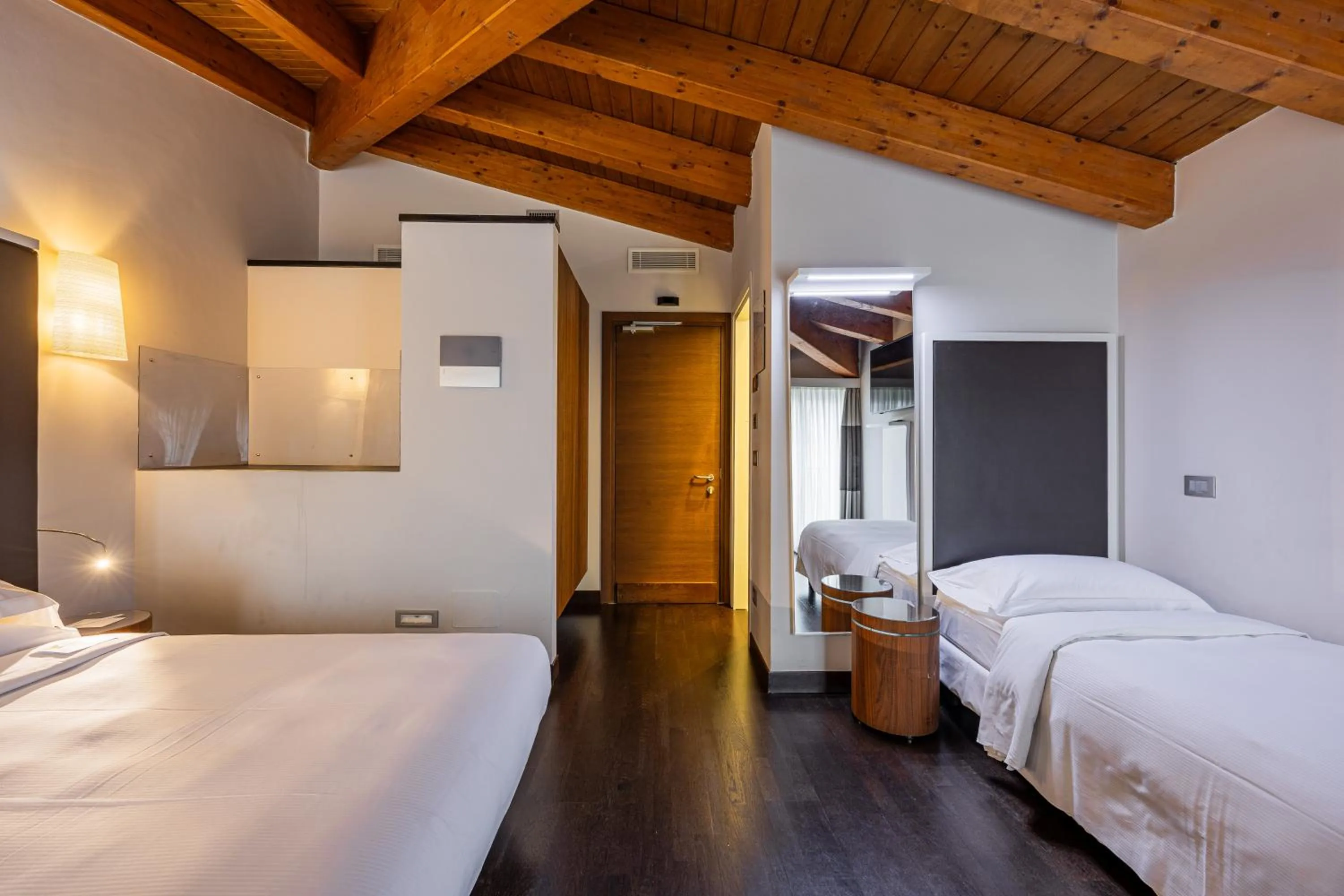 Bed in Best Western Plus Hotel De Capuleti