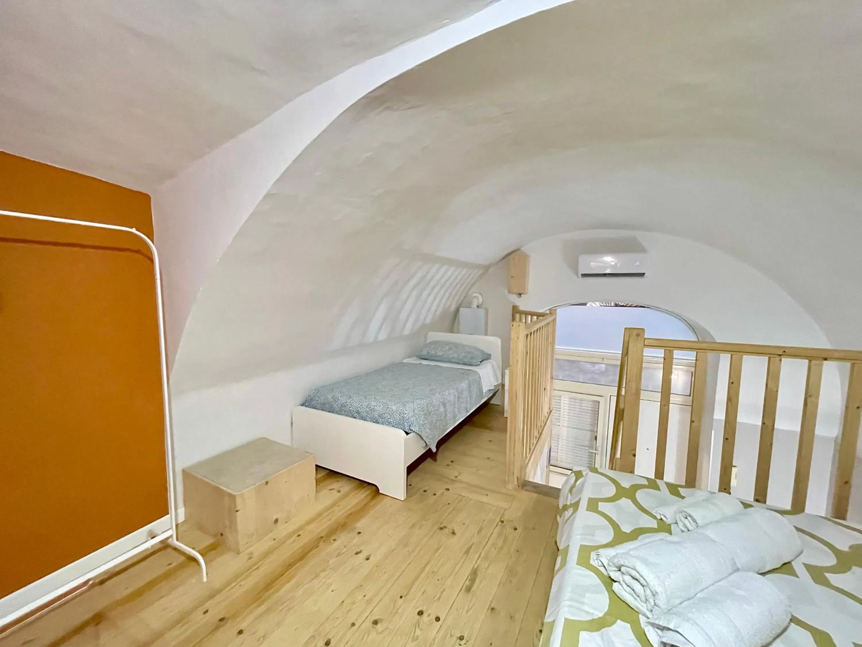 Bed in Loft Munira