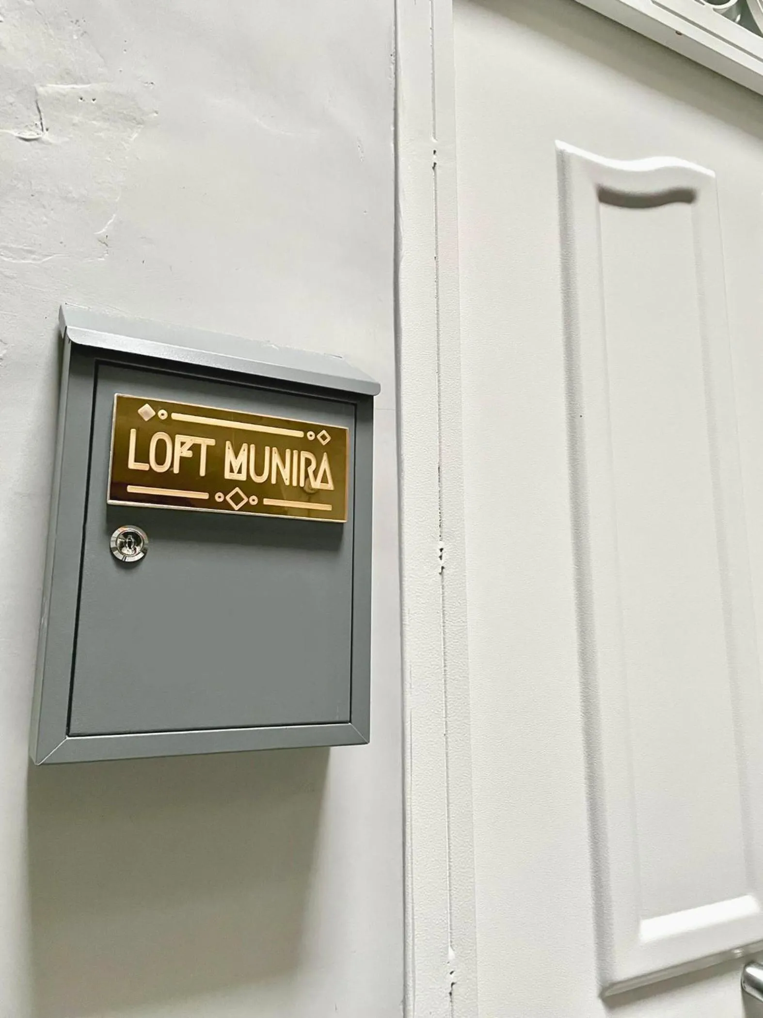 Property logo or sign in Loft Munira