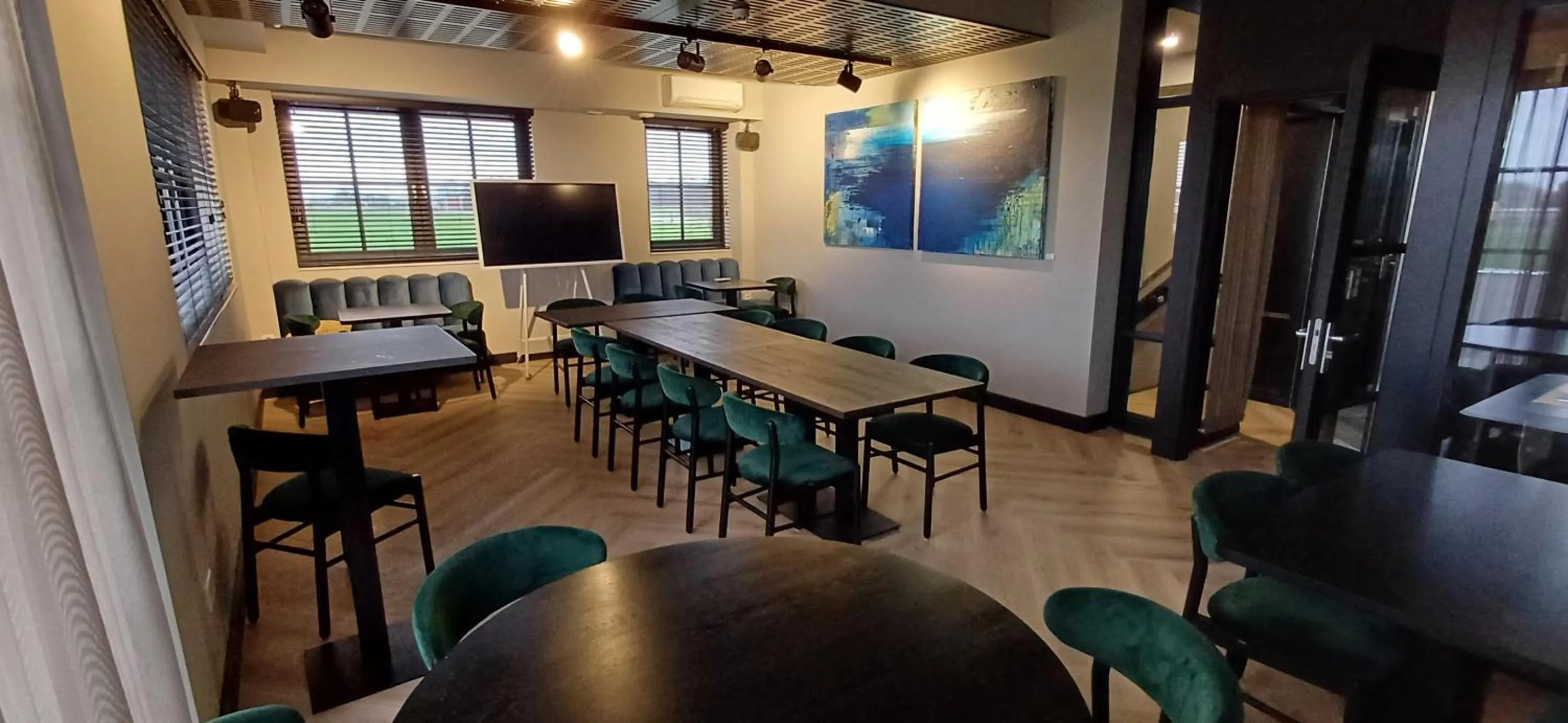 Meeting/conference room in Sientjes Boetiekhotel