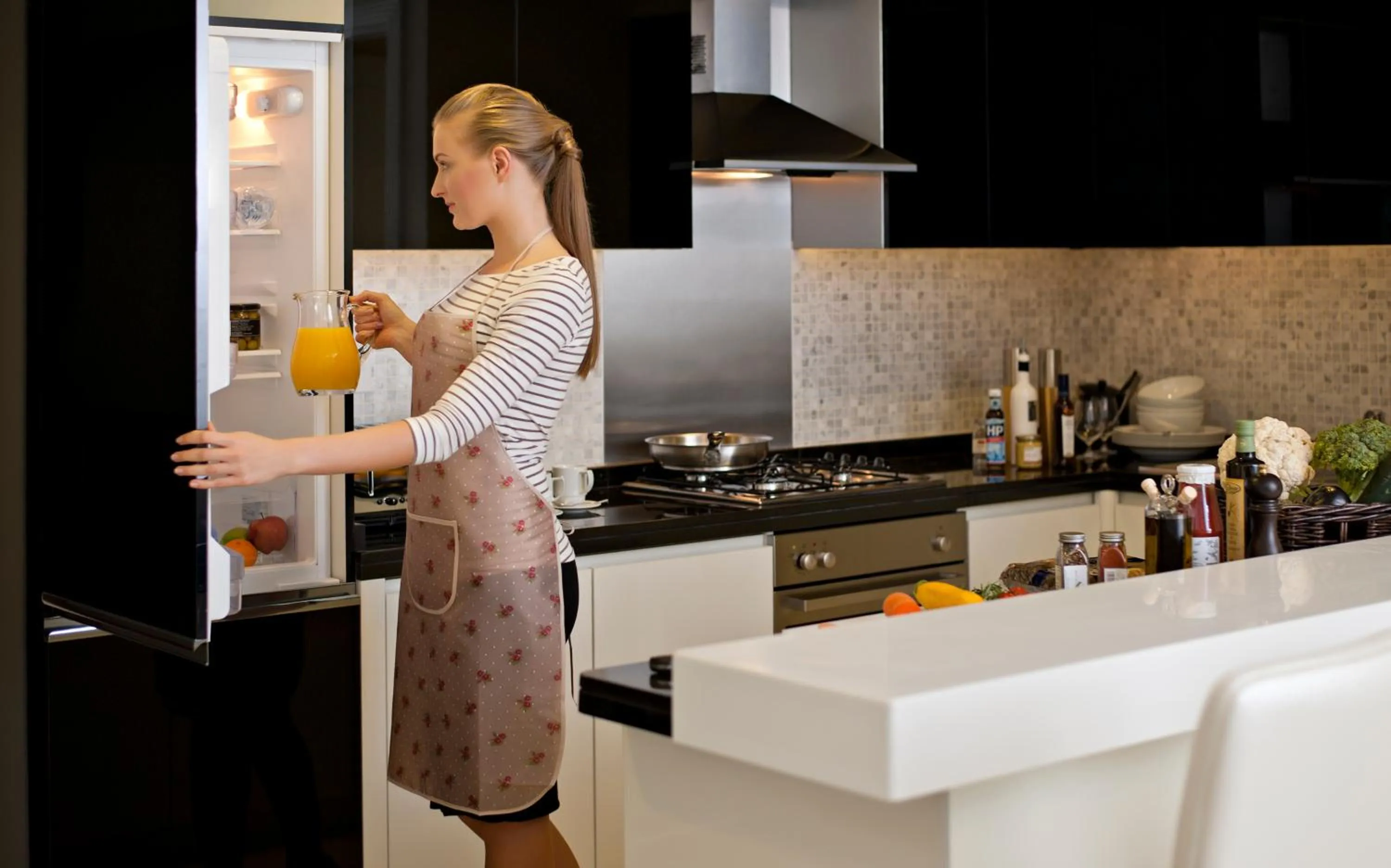 Kitchen or kitchenette in DAMAC Maison Mall Street