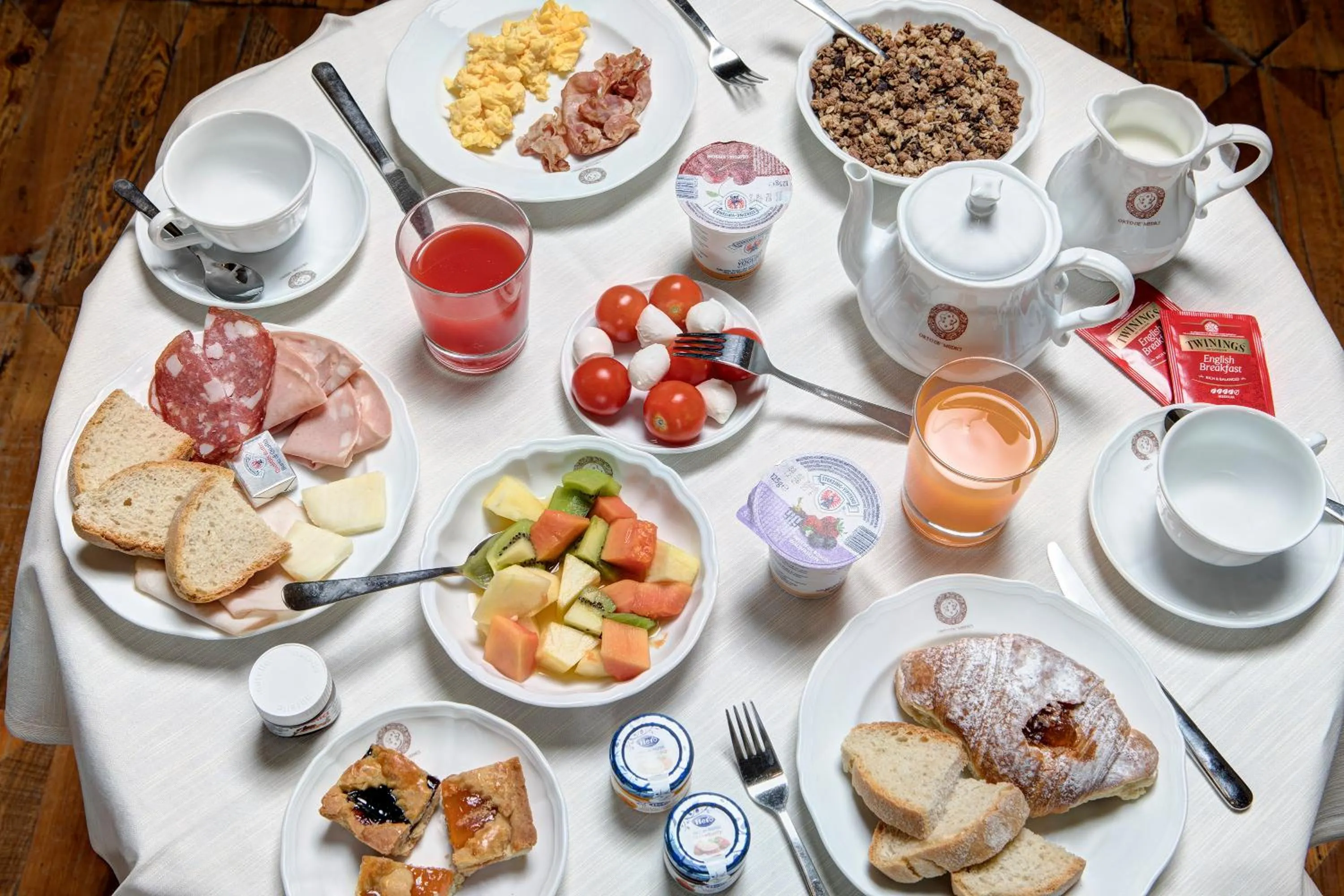 Italian breakfast in Hotel Orto de' Medici