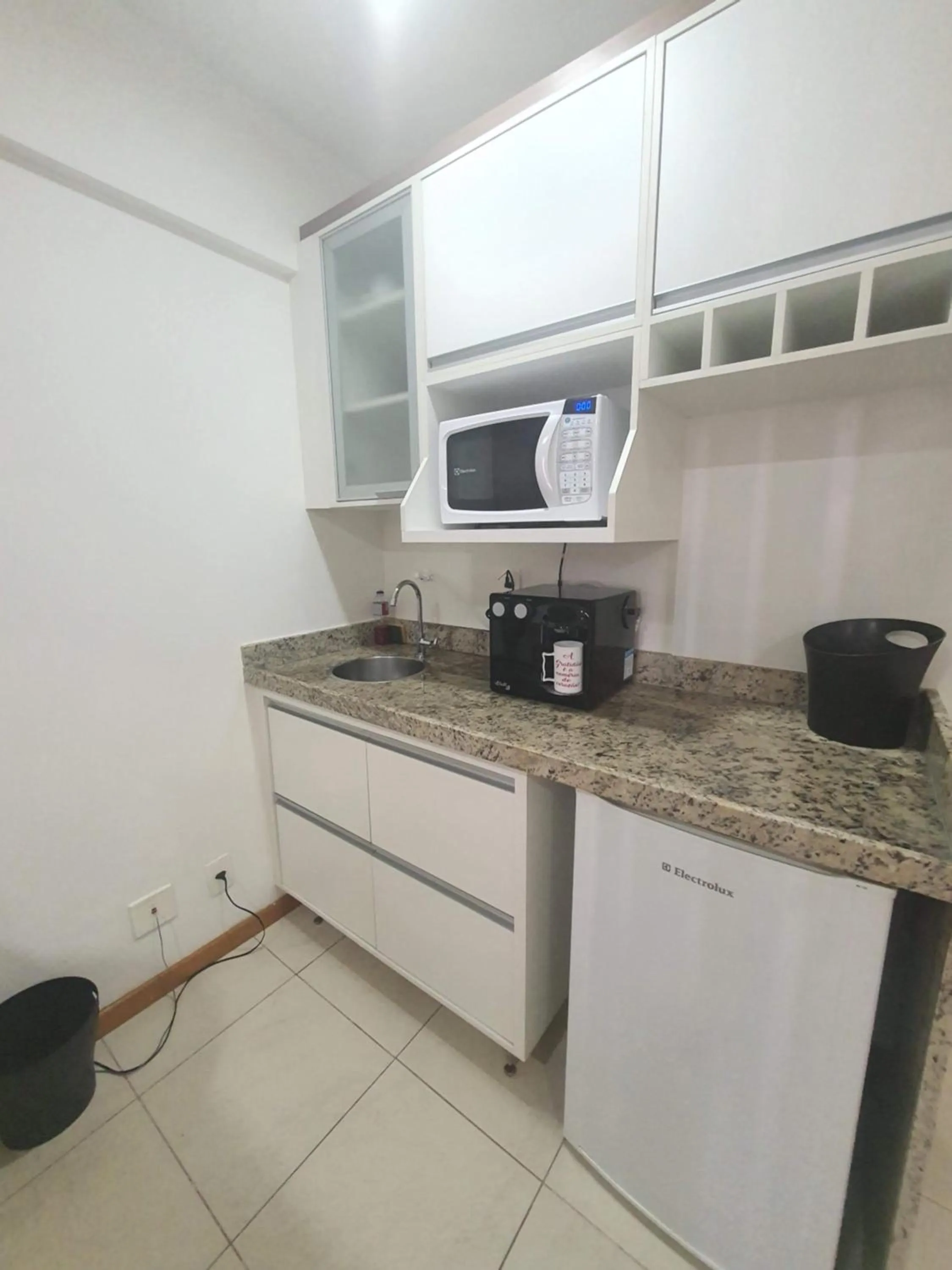 Coffee/tea facilities in Flat Saint Moritz Express By Rei dos Flats