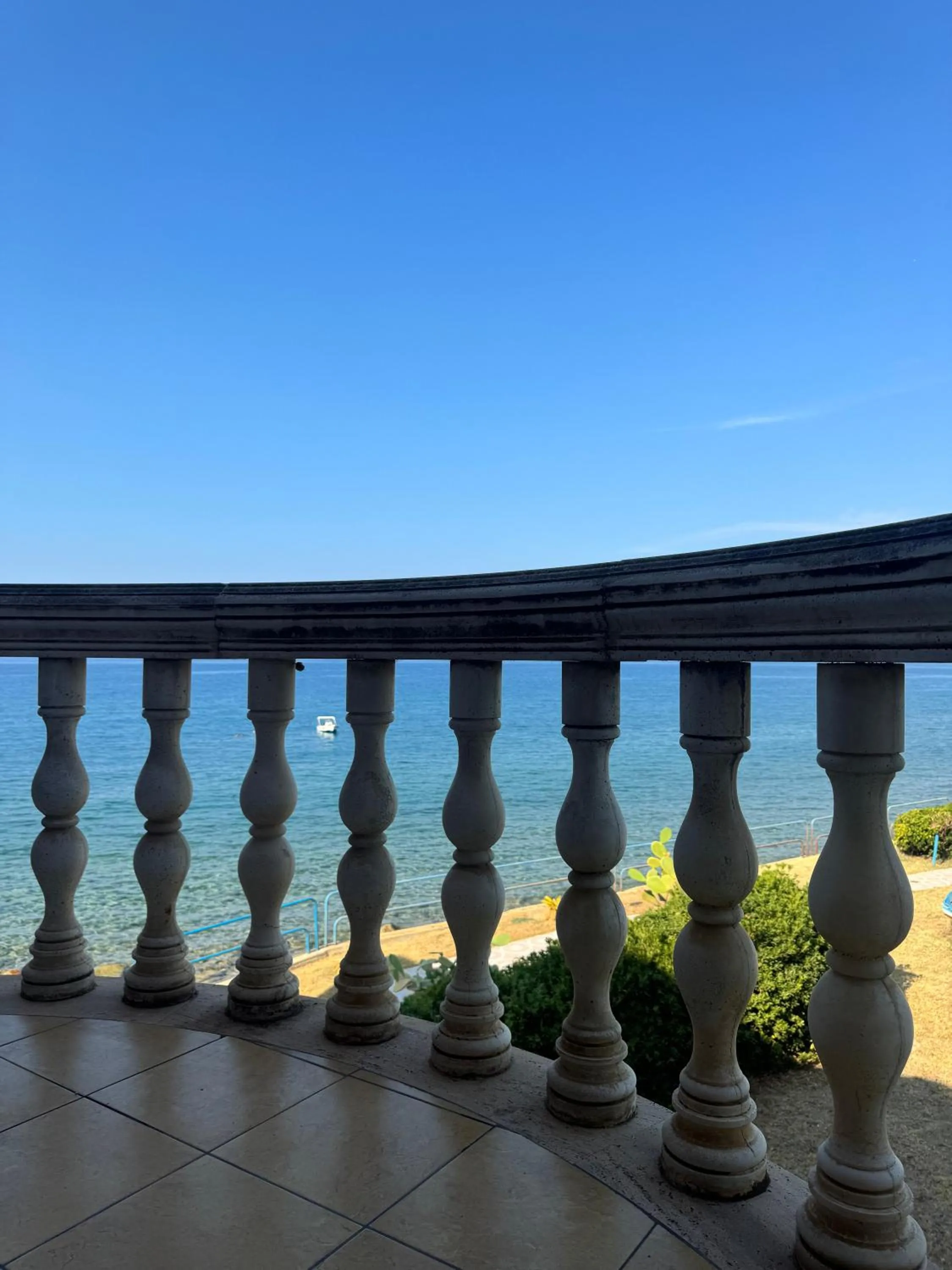 Day in Hotel La Playa Blanca