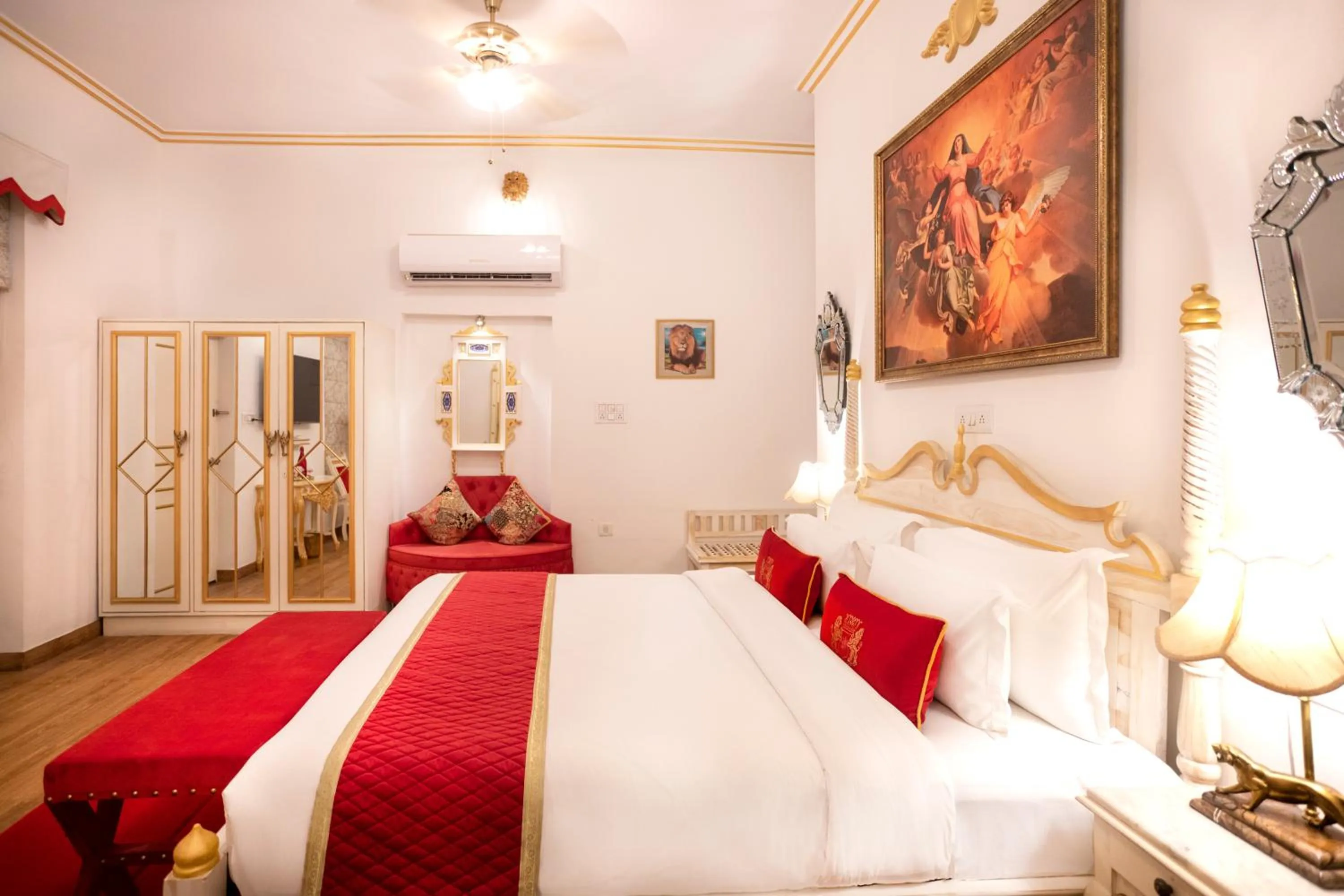 Bed in The Royal Hermitage - Best Luxury Boutique Hotel Jaipur