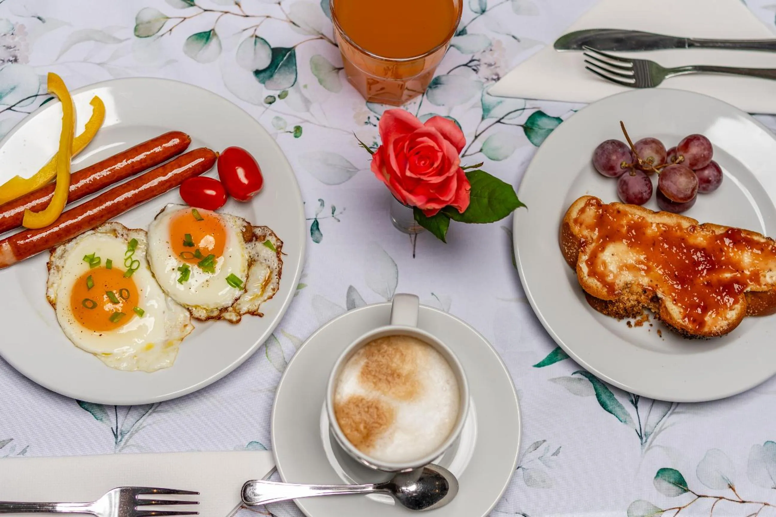 Food in Willa Folk Prestige