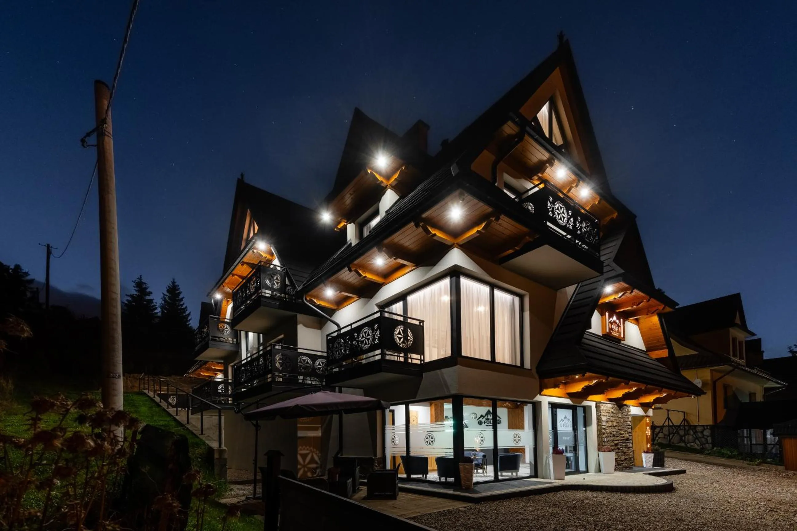 Property building in Willa Folk Prestige