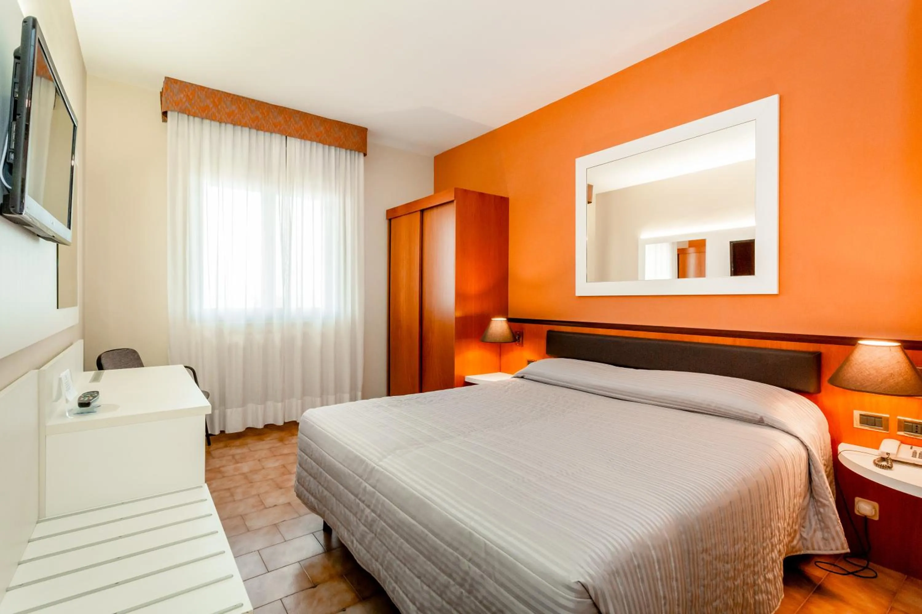 Bedroom, Bed in RHI Porta Bologna