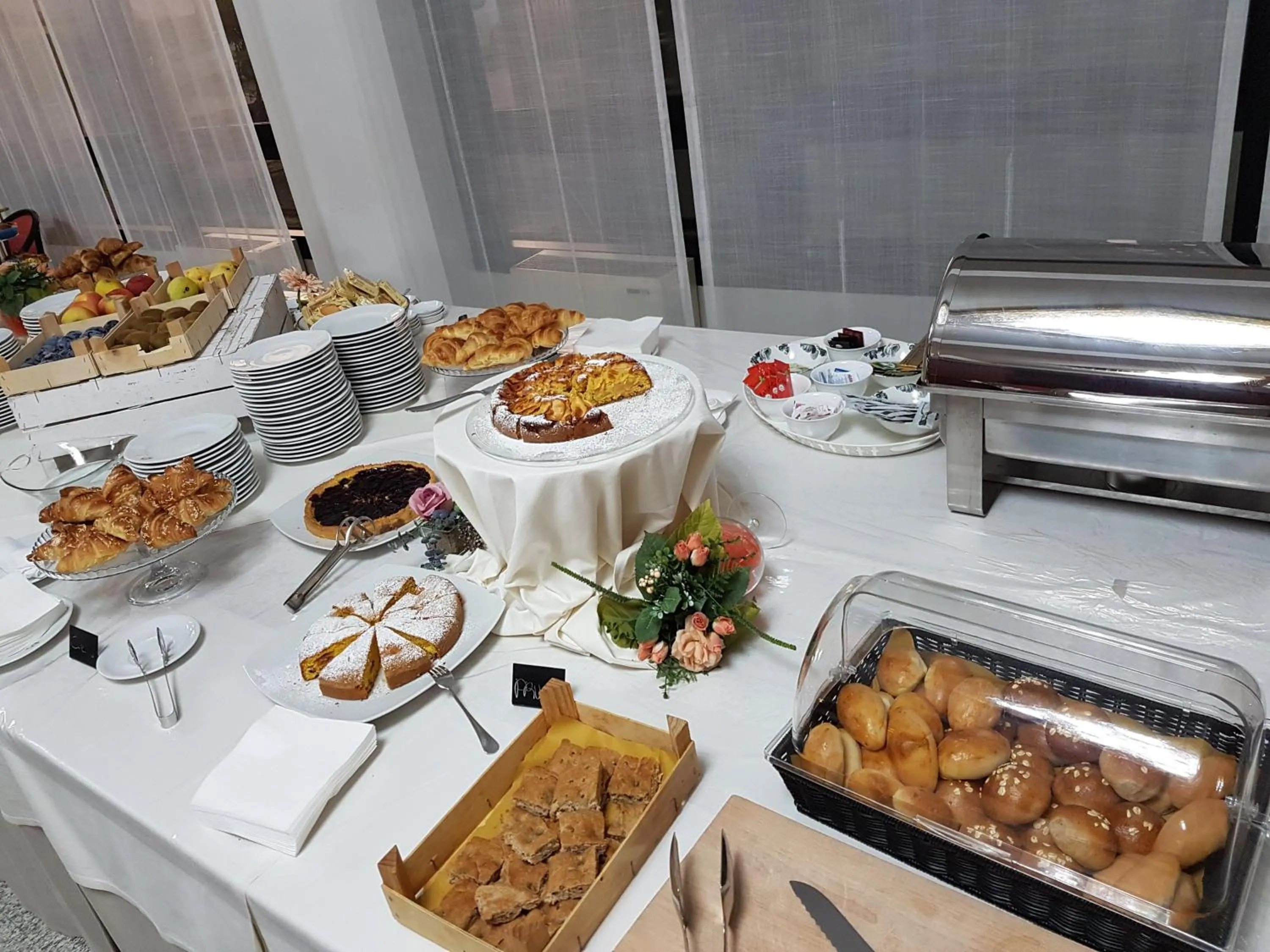 Food and drinks in RHI Porta Bologna