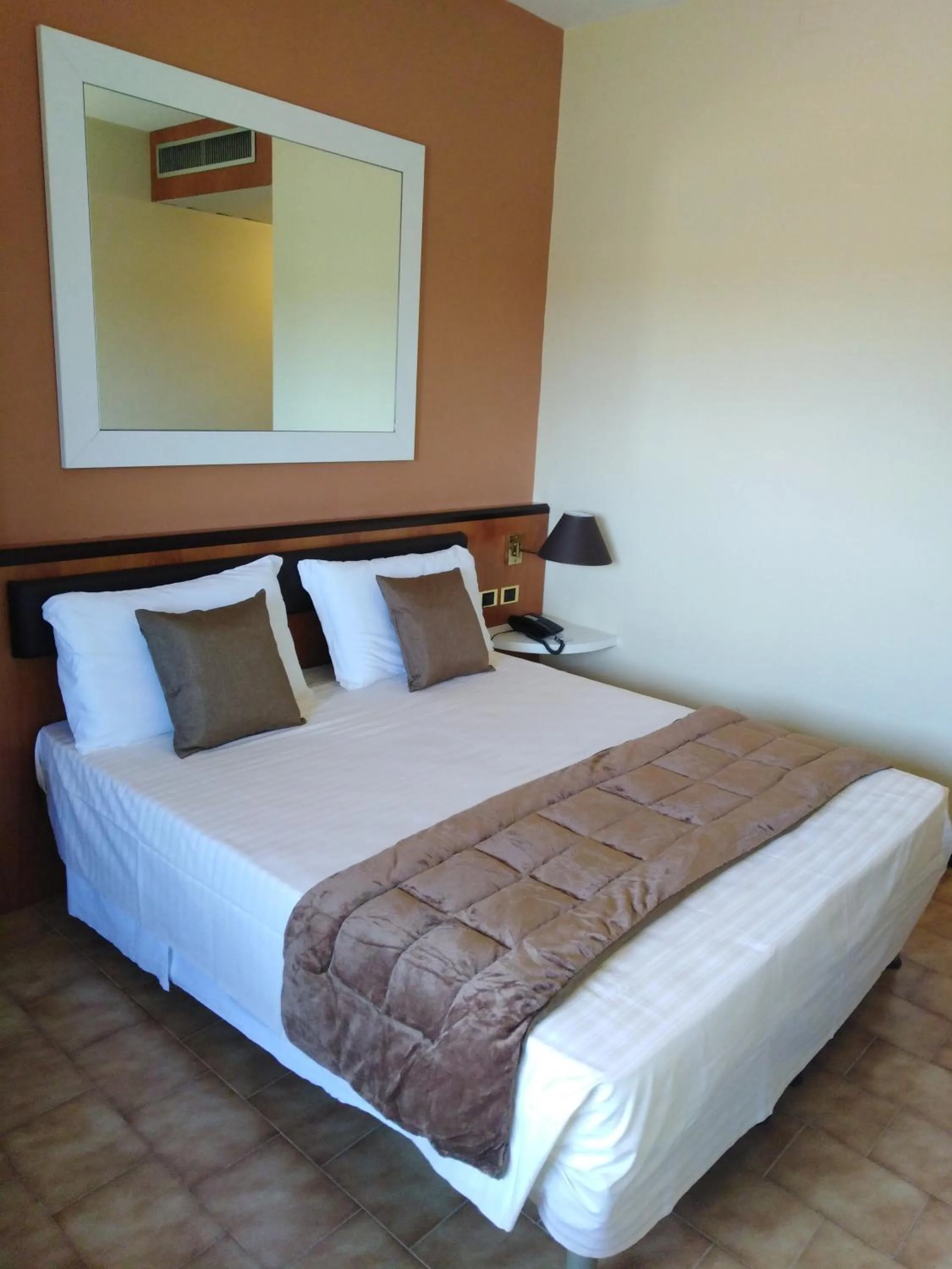 Bedroom, Bed in RHI Porta Bologna