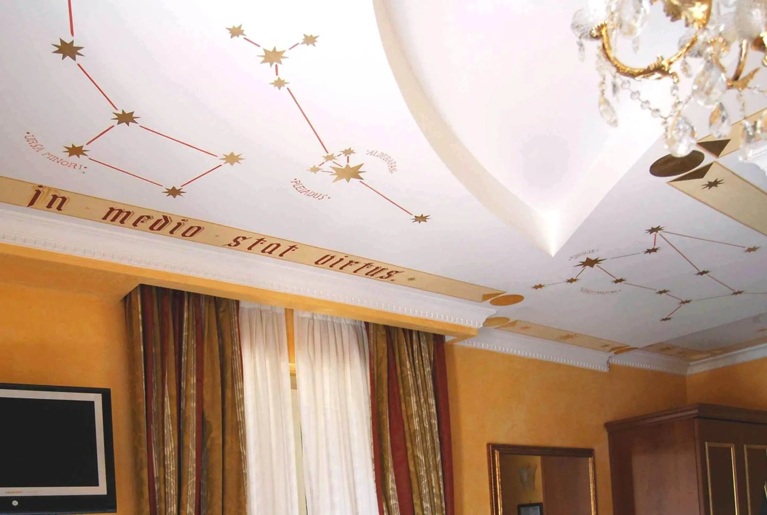 Decorative detail in Hotel Principessa Isabella