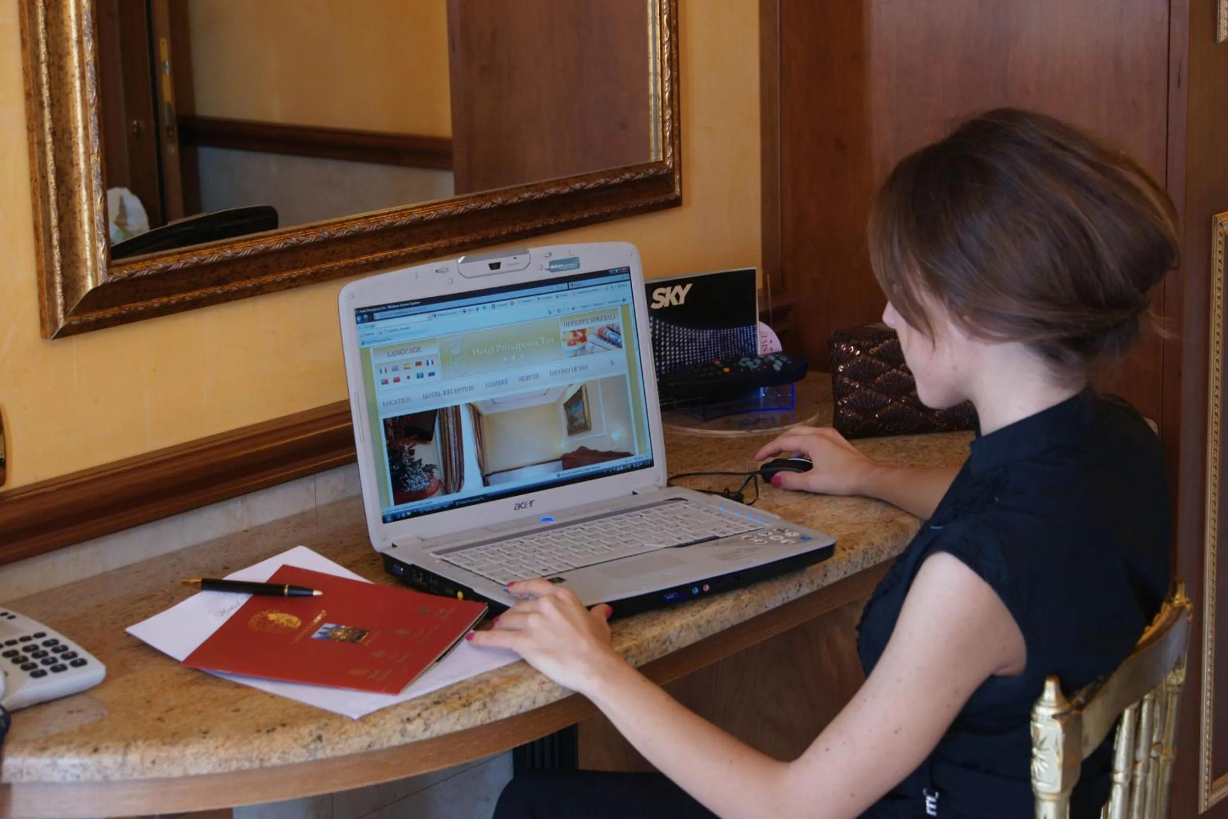 TV and multimedia in Hotel Principessa Isabella