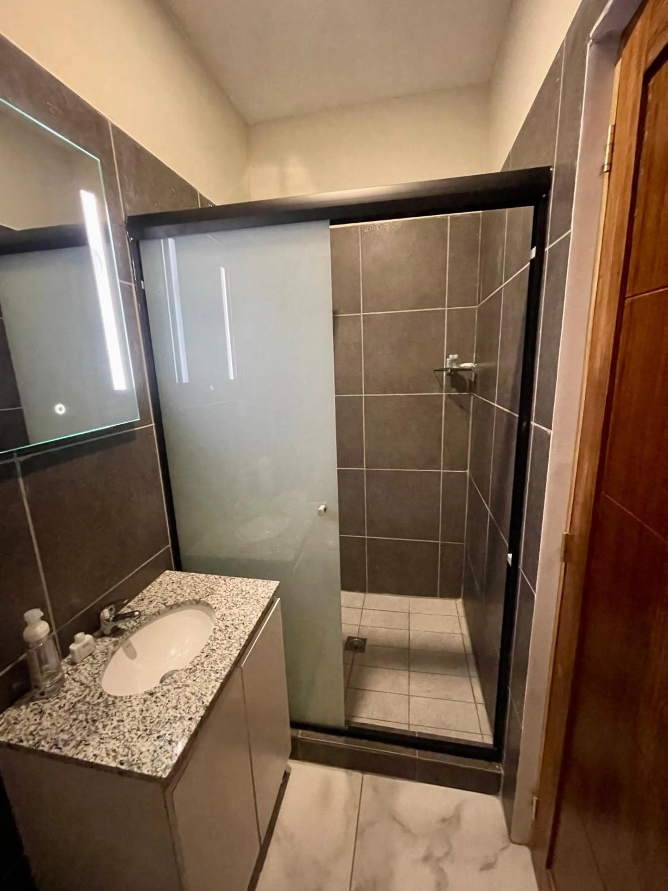 Shower in Hotel Finca San Nicolas