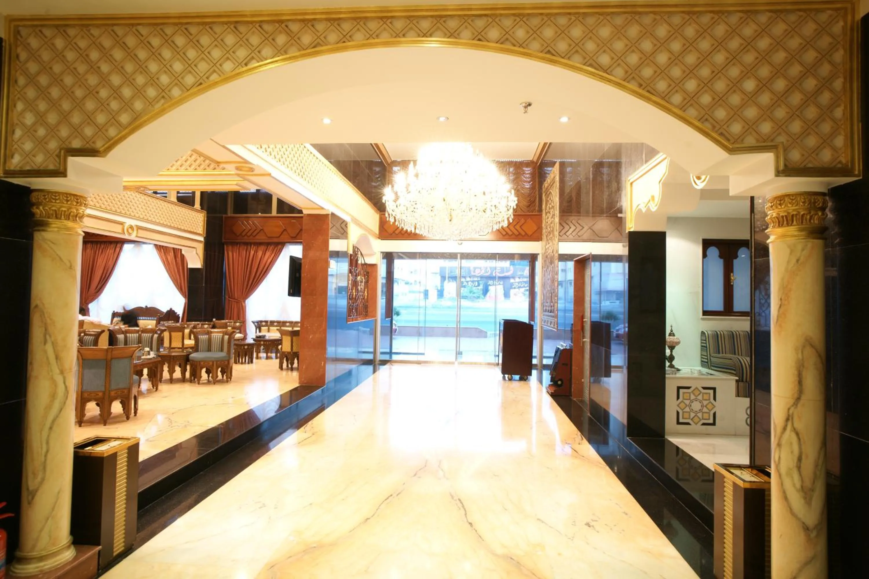 Lobby or reception in Roshan Al Azhar Hotel
