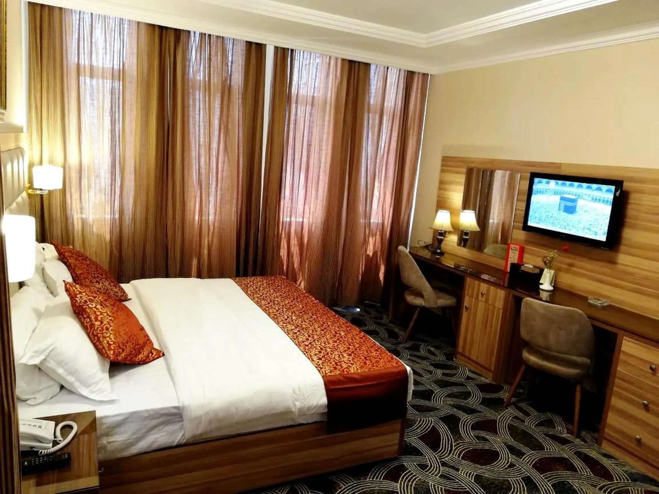 TV and multimedia in Roshan Al Azhar Hotel