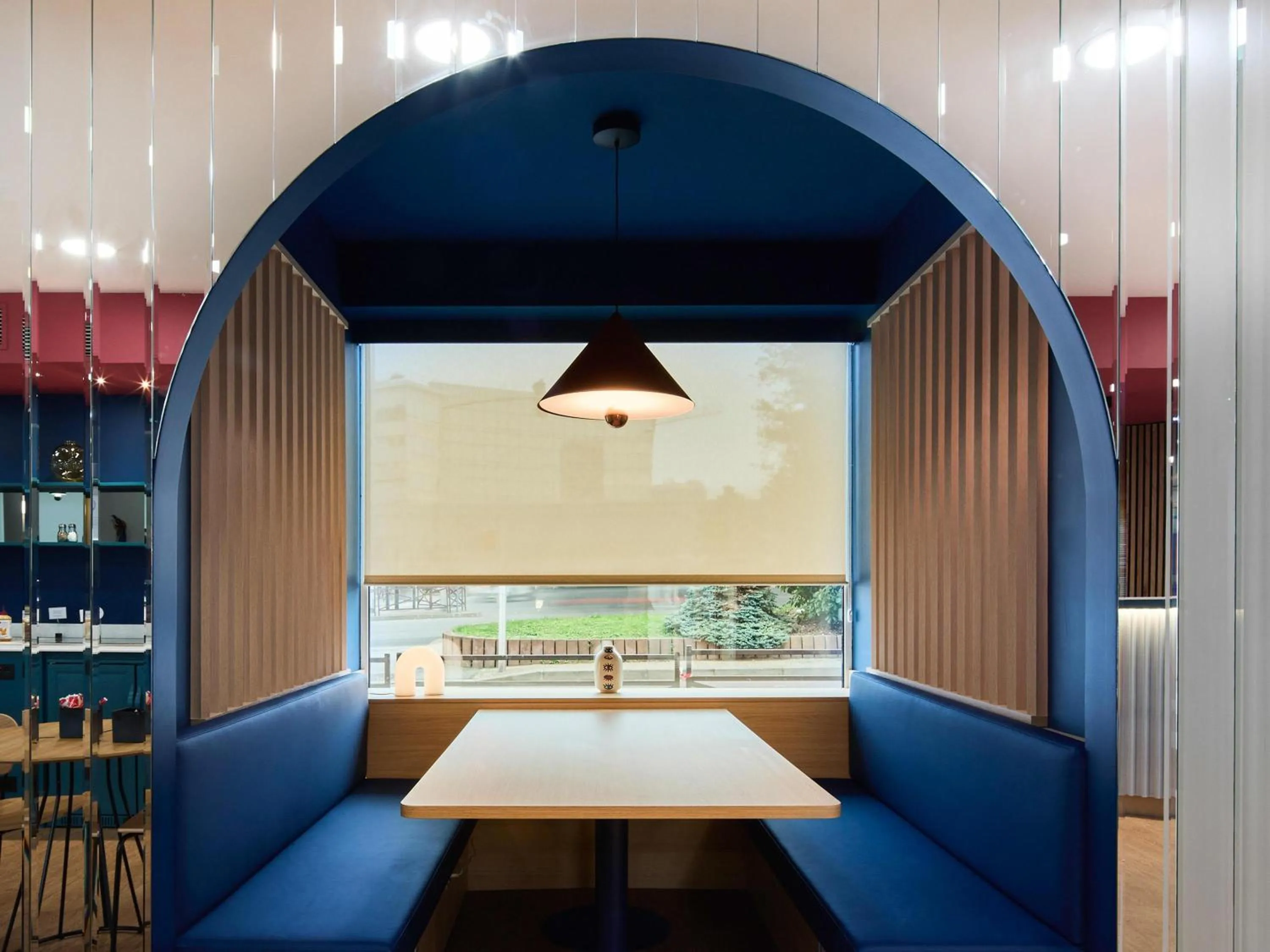 Property building in ibis Styles Paris Poissy