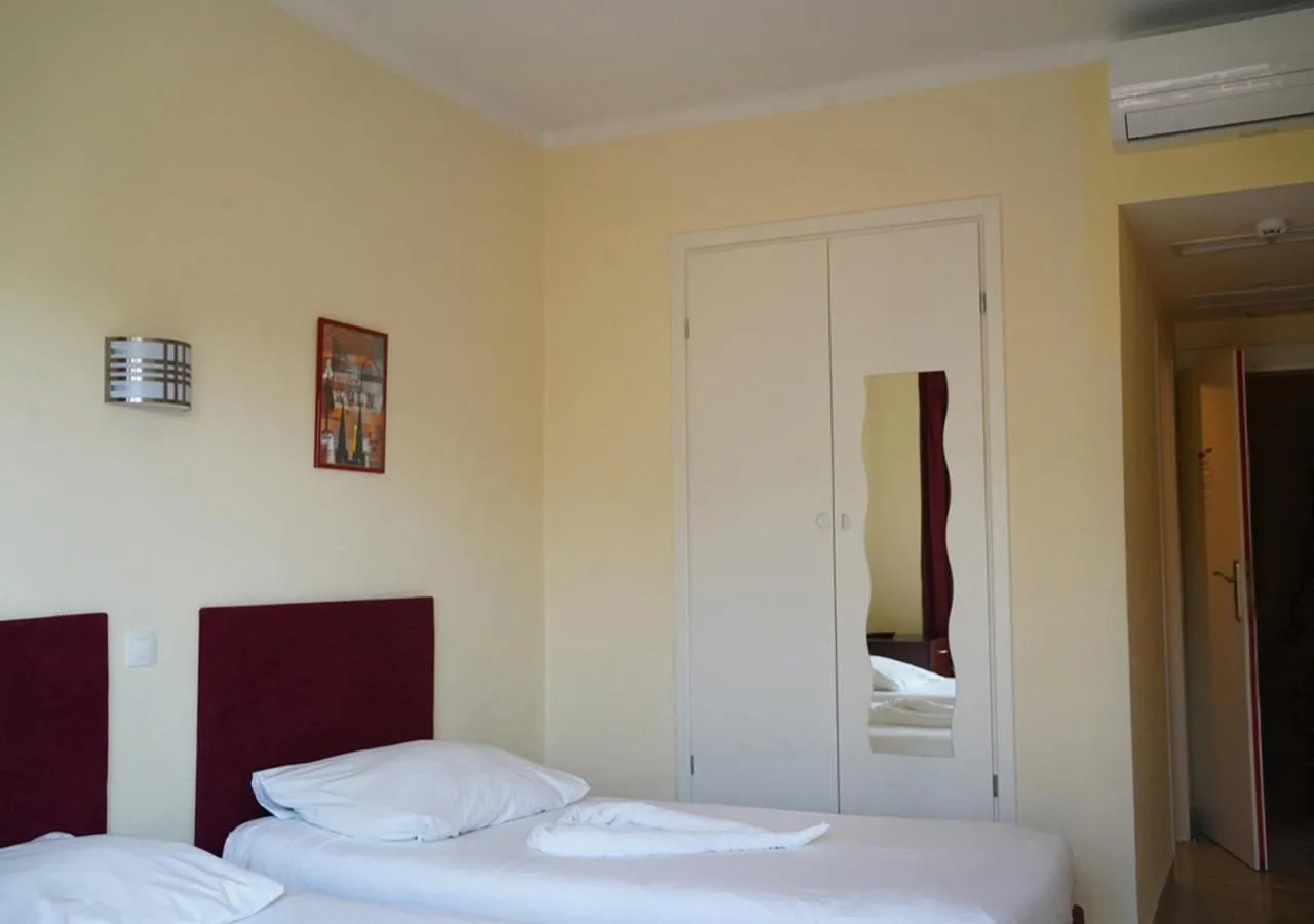 Photo of the whole room, Bed in Das Hostal