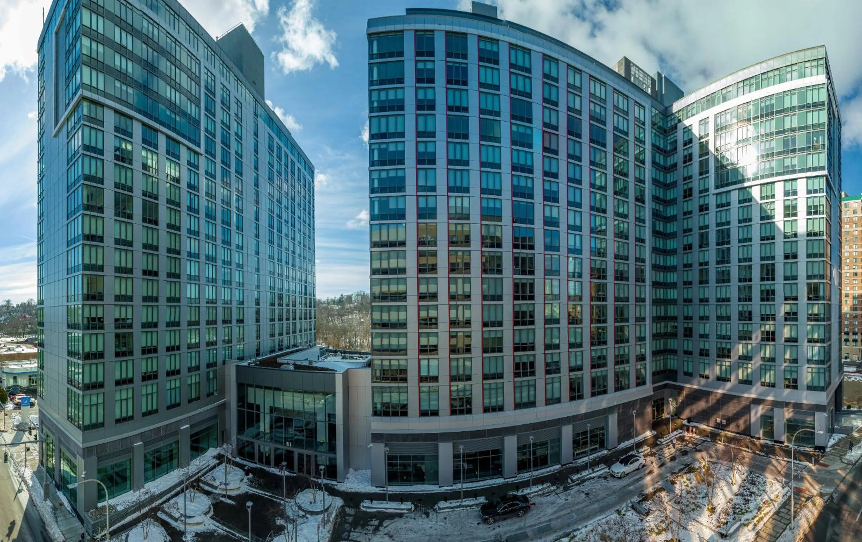 Property building in Global Luxury Suites Downtown White Plains