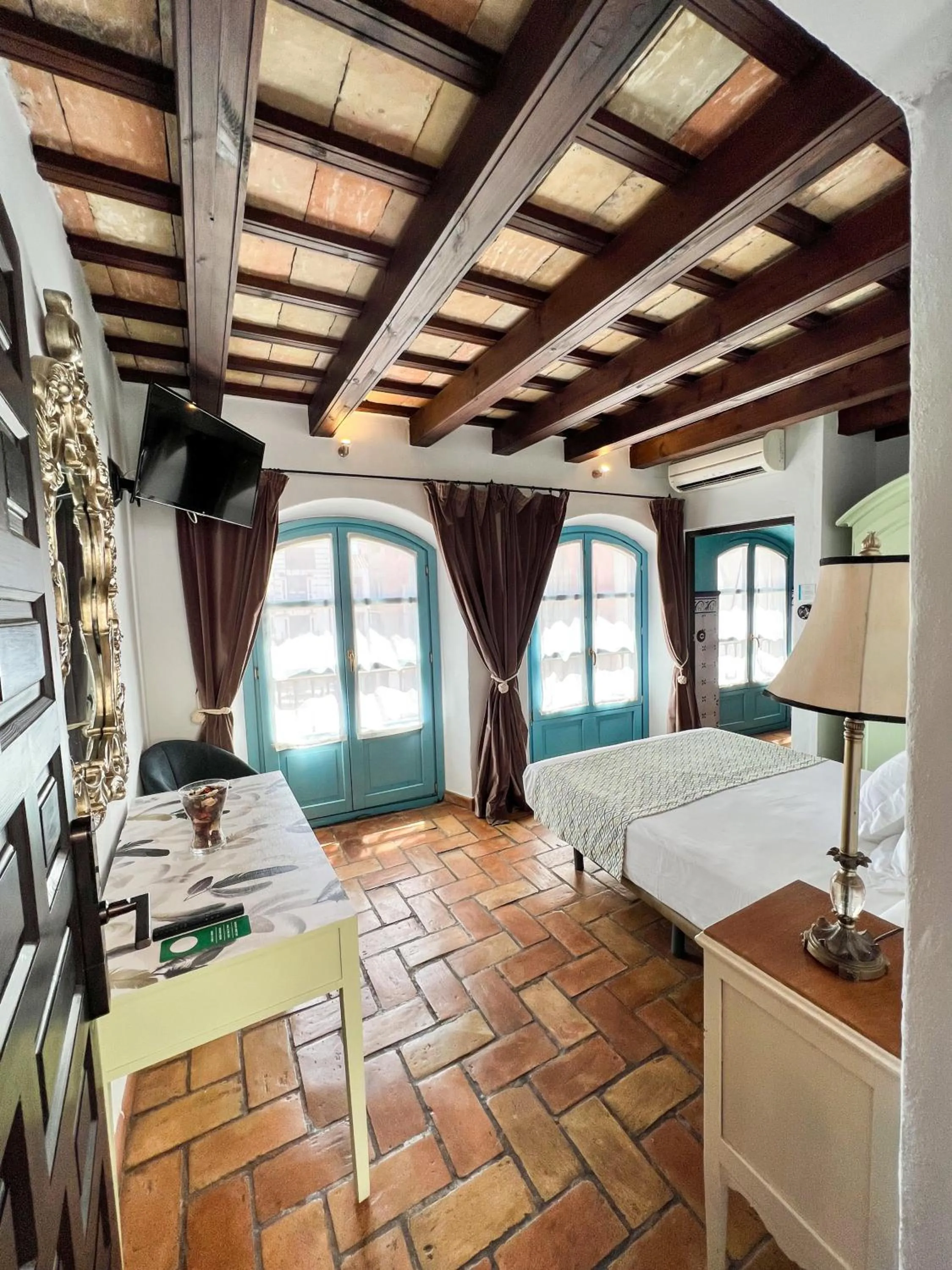 Bed in Hostal Servilia