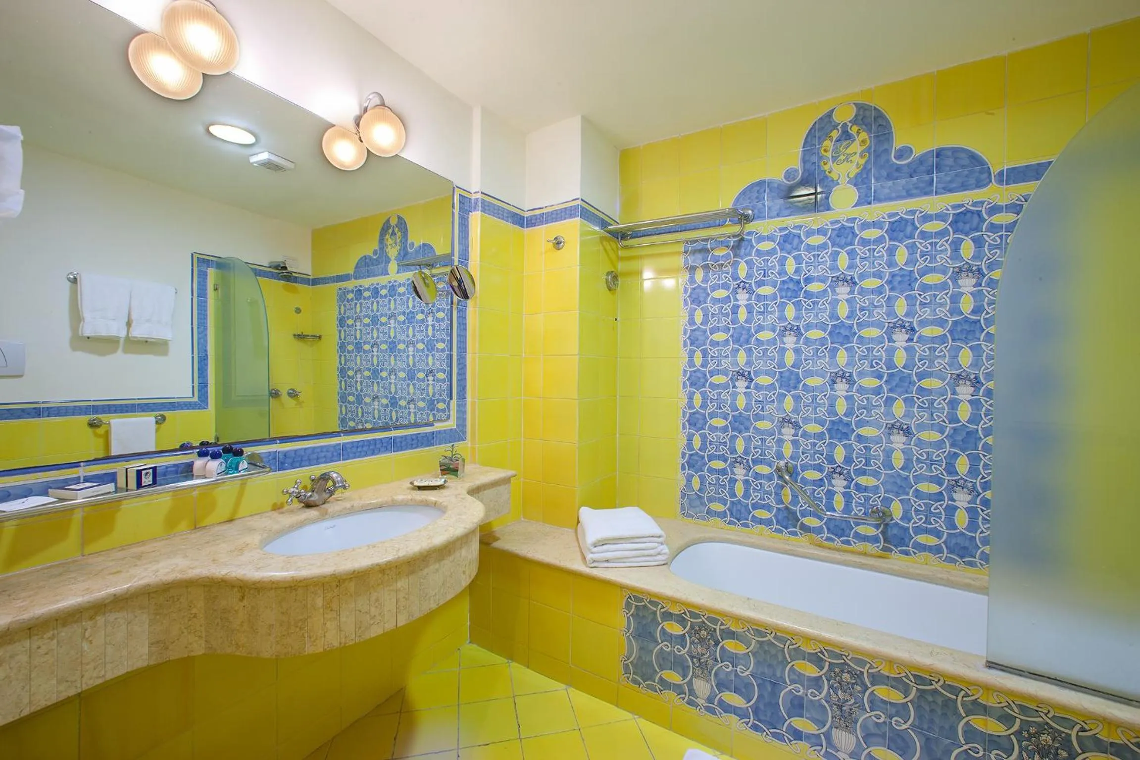 Bathroom in Grand Hotel La Pace - All Inclusive