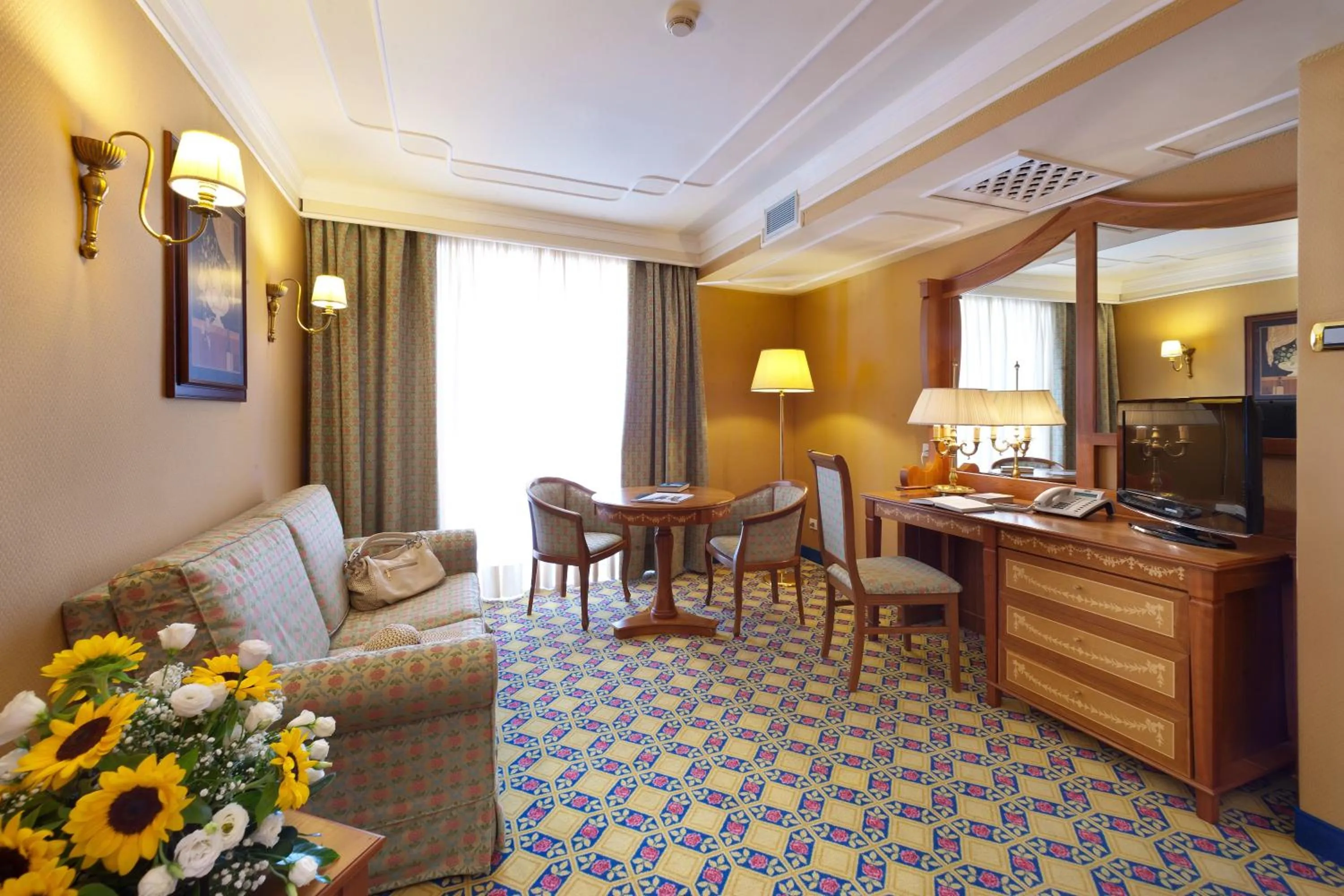 Living room in Grand Hotel La Pace - All Inclusive