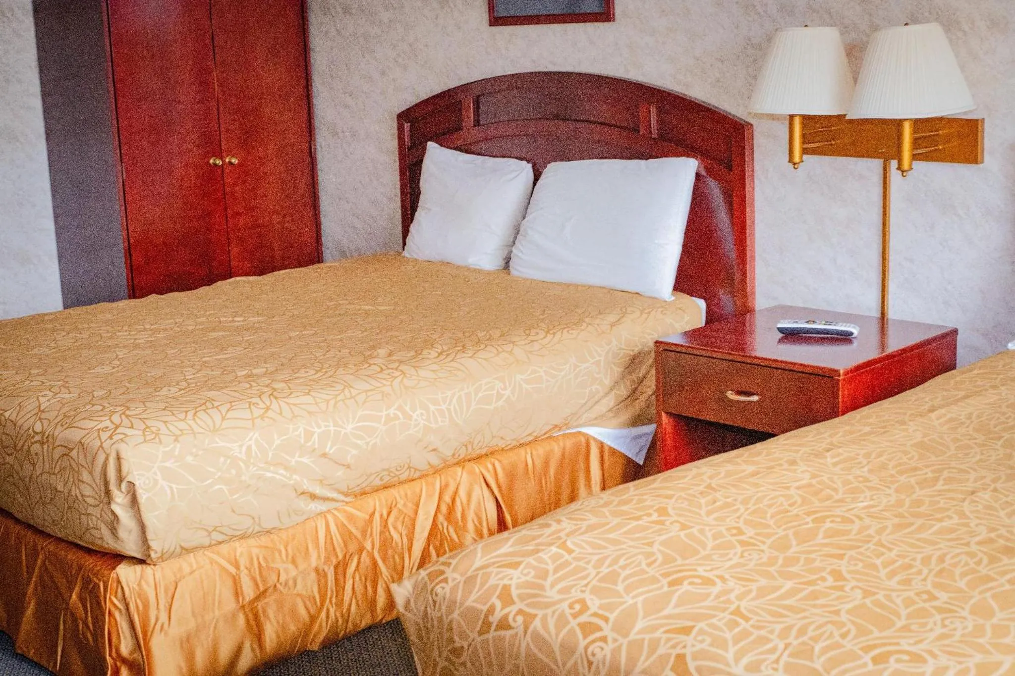 Bed in Colfax Inn By Marifah