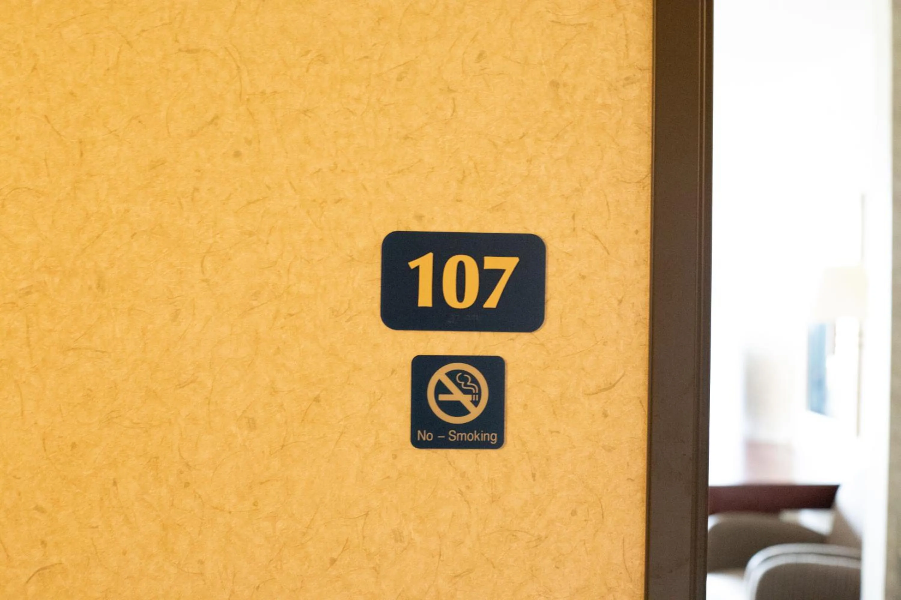 Logo/Certificate/Sign in Colfax Inn By Marifah