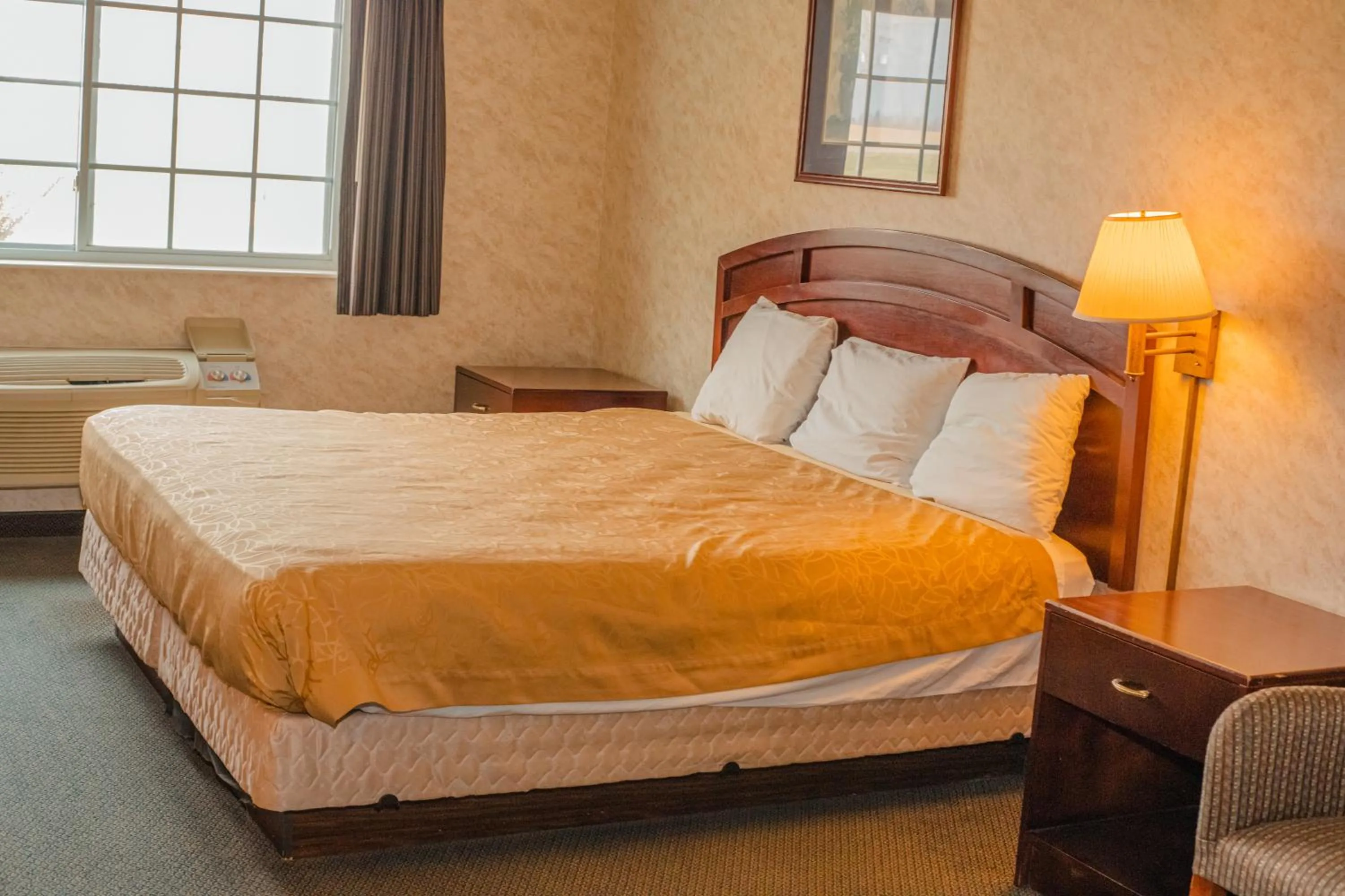 Bed in Colfax Inn By Marifah