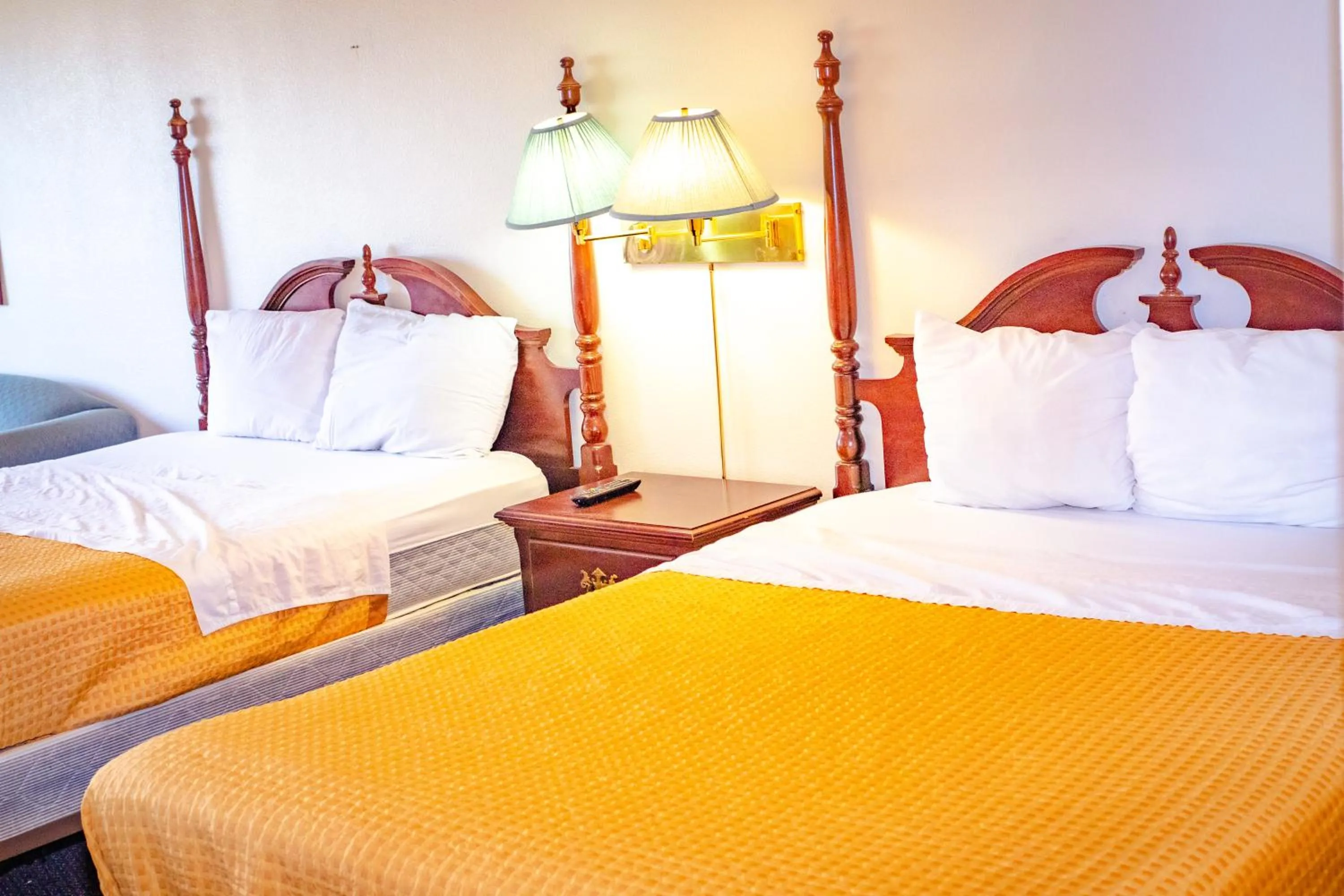 Bed in Cozy House Inn by Marifah